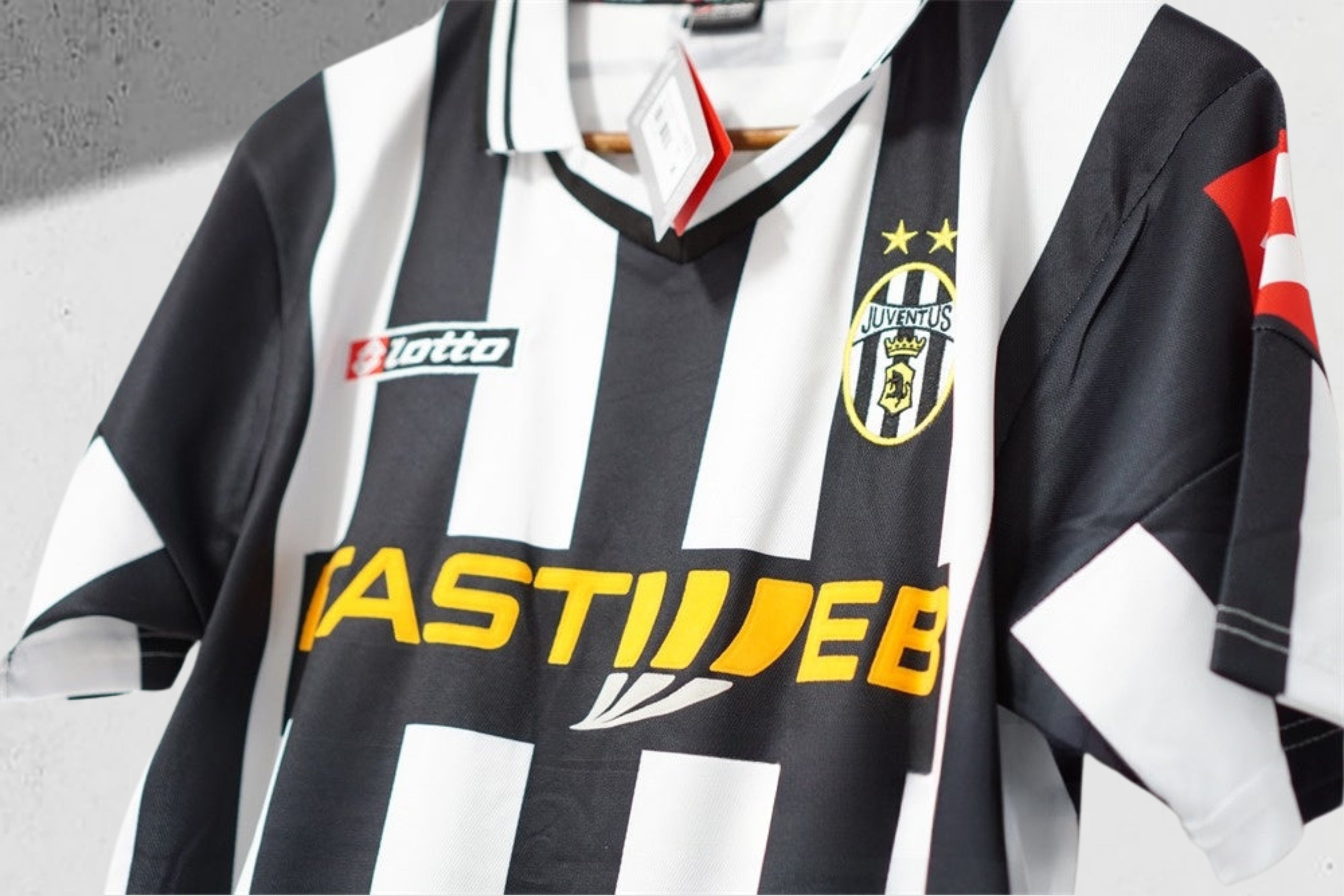 Juventus 2001–2002 Hjemmedrakt