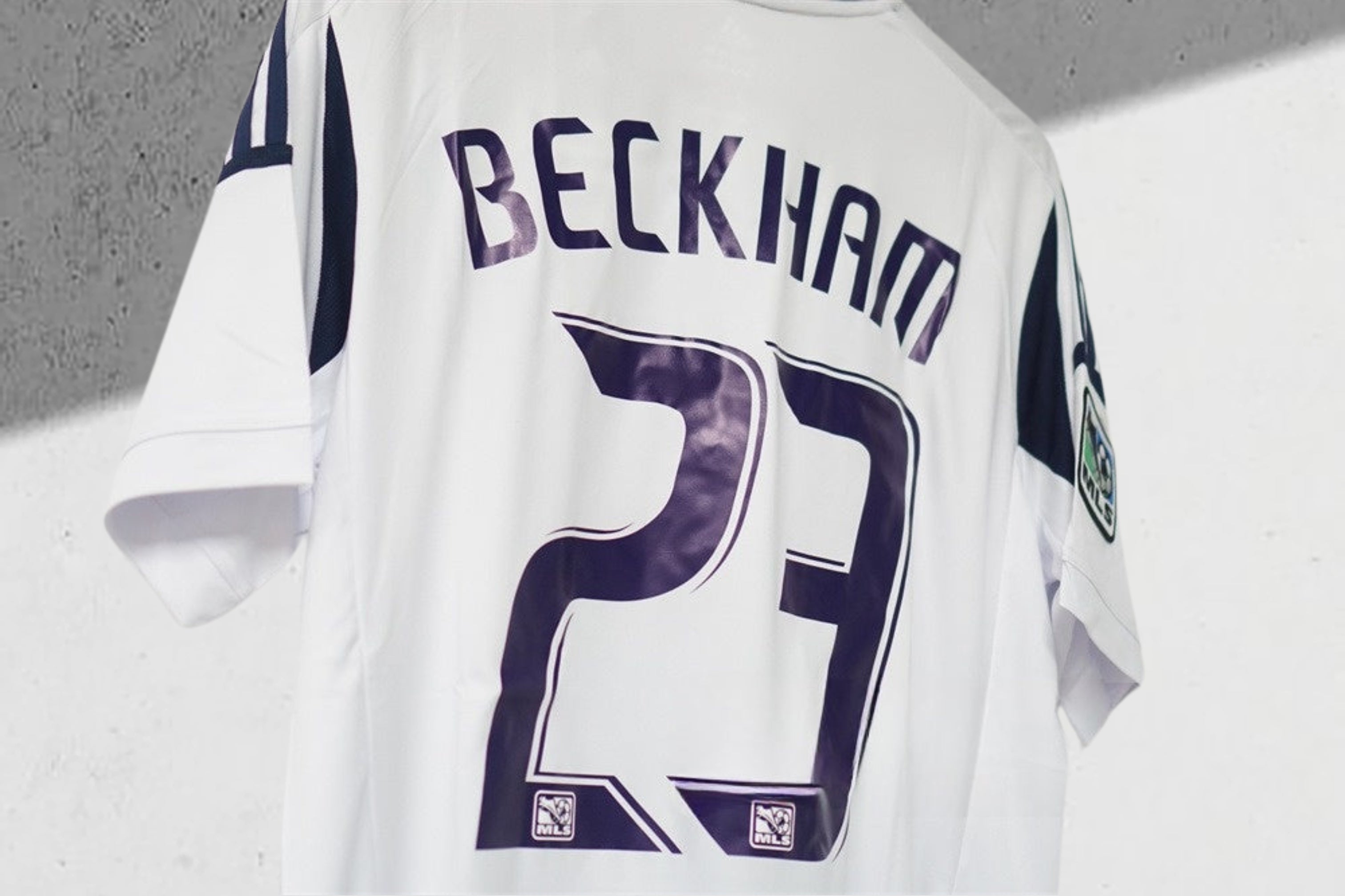 LA Galaxy 2011–2012 Hjemmedrakt