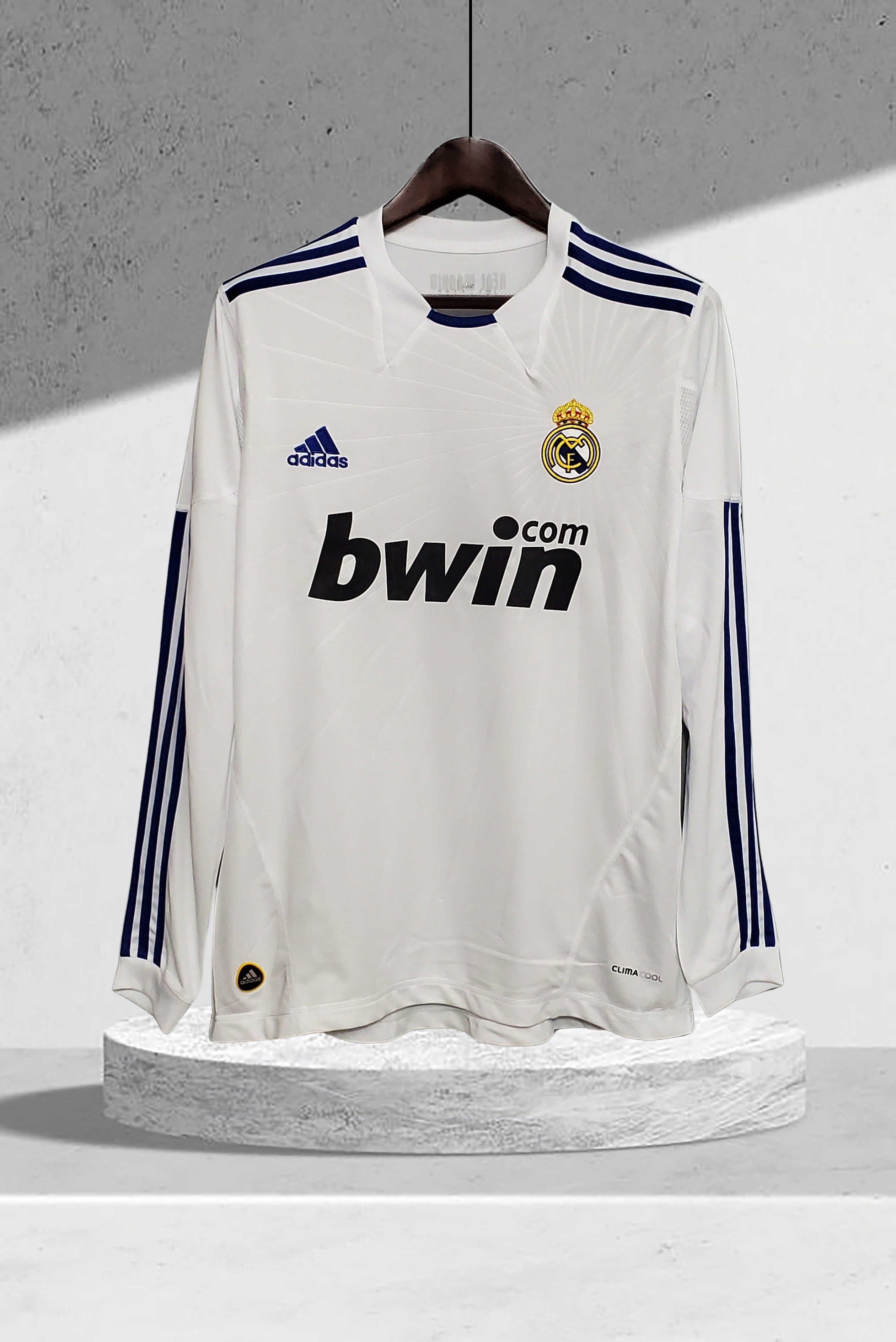 Real Madrid 2010–2011 Hjemmedrakt Langermet