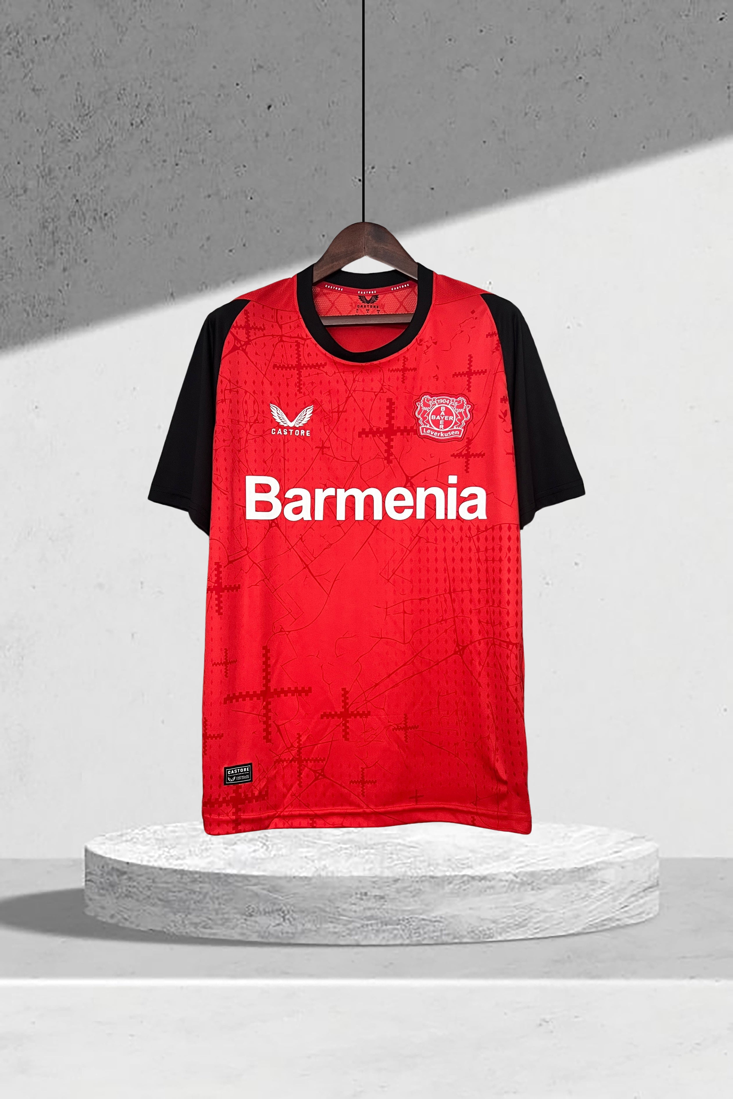 Bayer 04 Leverkusen 2024–2025 Hjemmedrakt