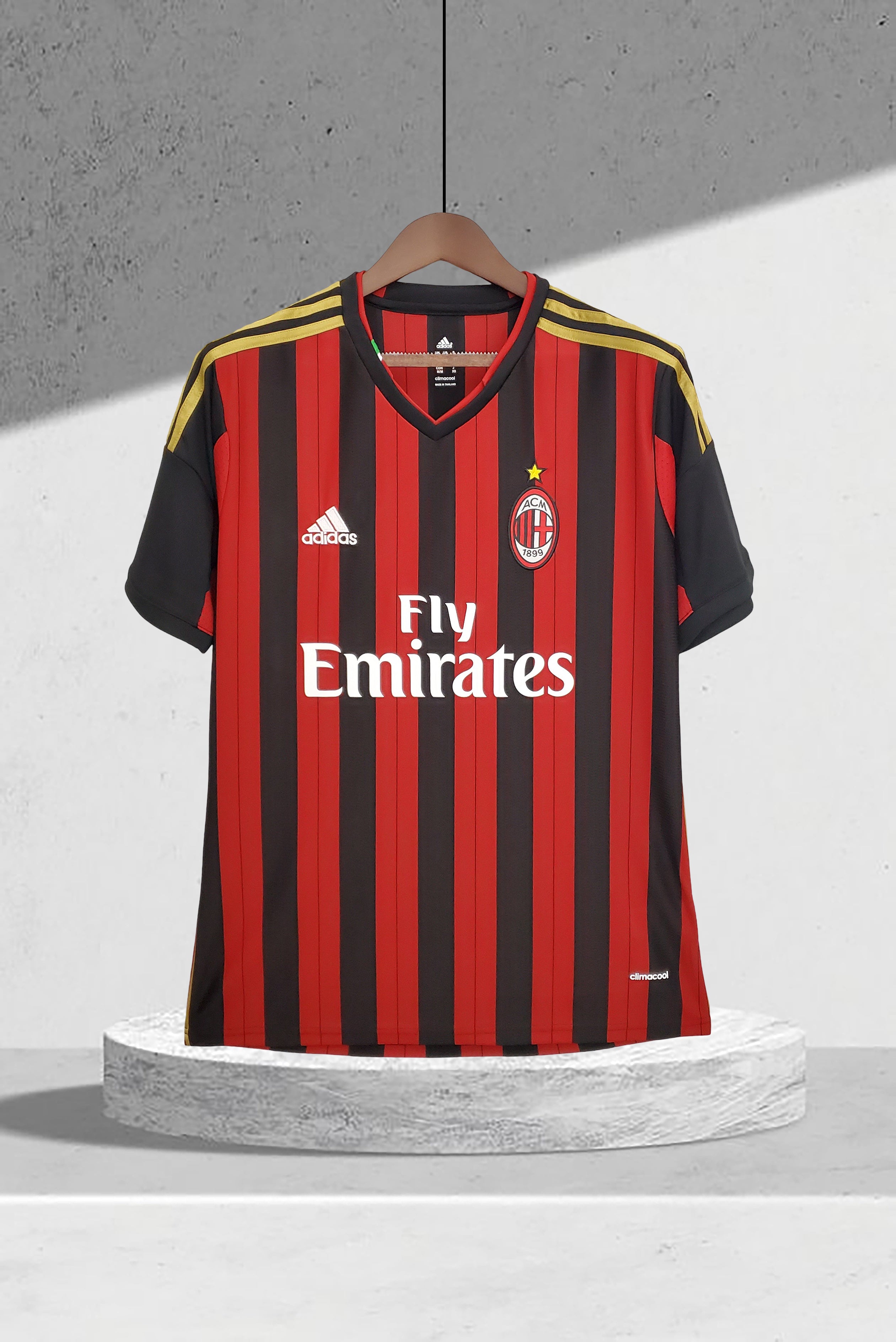 AC Milan 2013–2014 Hjemmedrakt