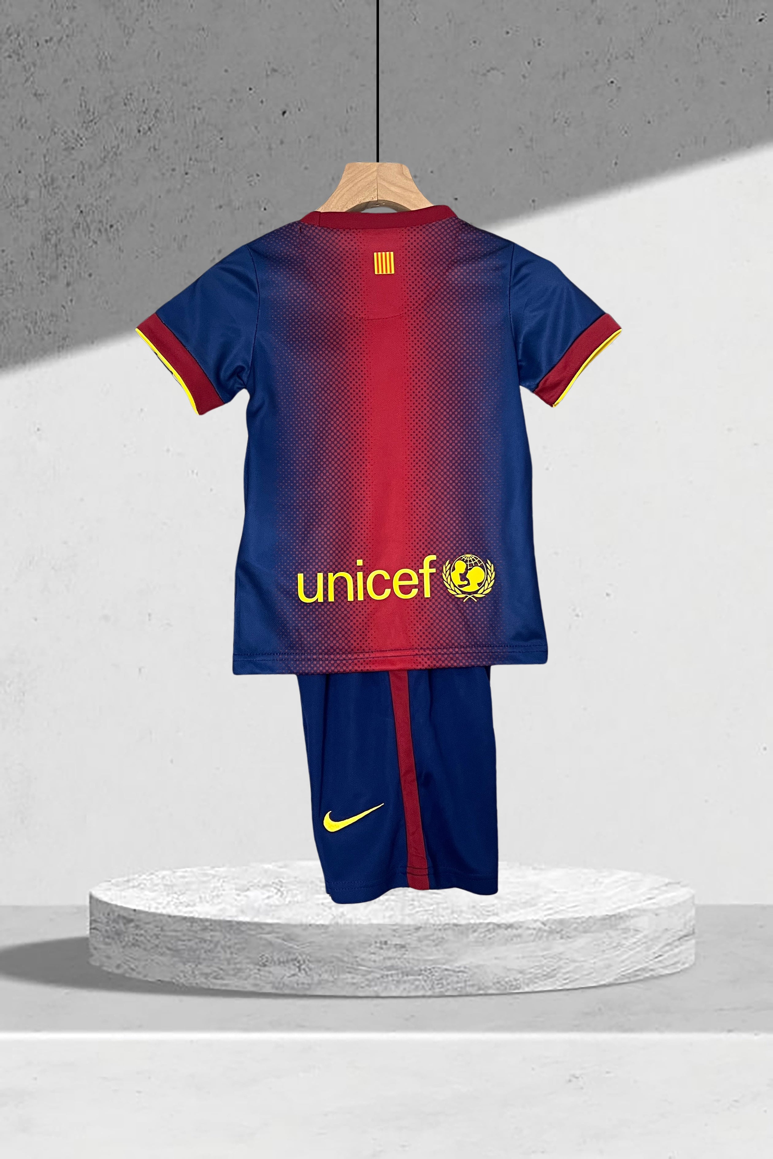 BARCELONA 2012 - 2013 HJEMMEDRAKT  Mini-Kit Barn