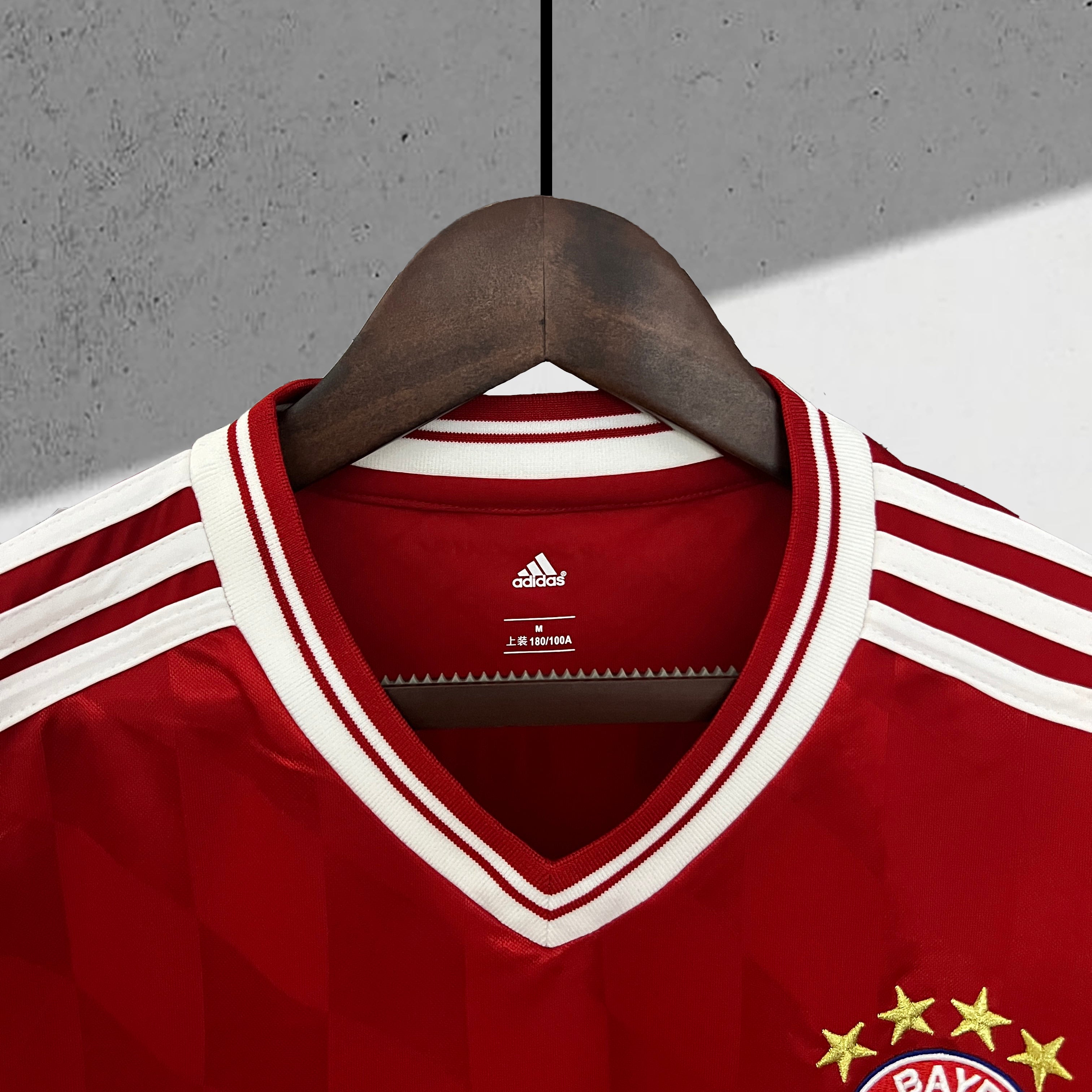 Bayern München 2013–2014 Hjemmedrakt