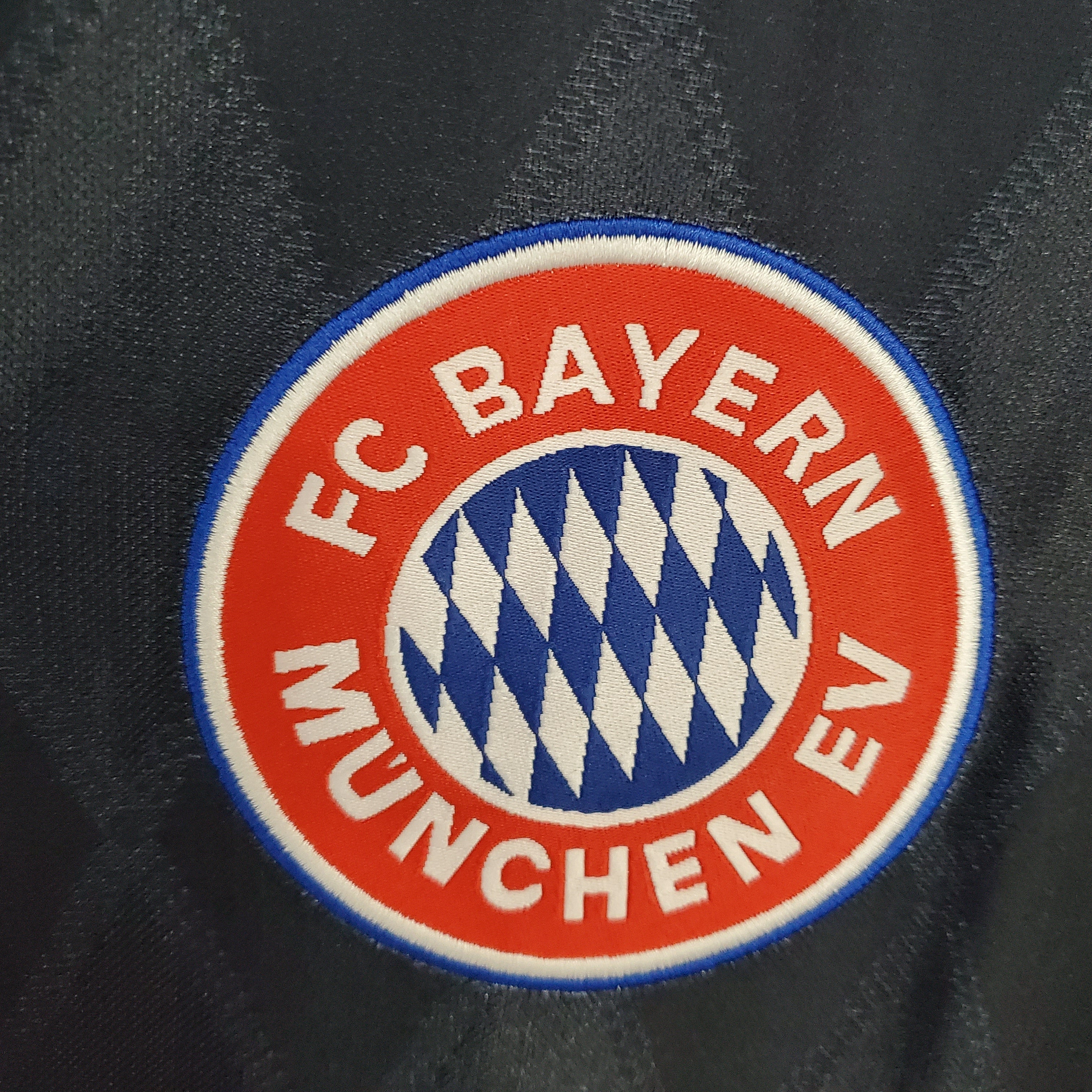 Bayern München 1998–1999 Hjemmedrakt