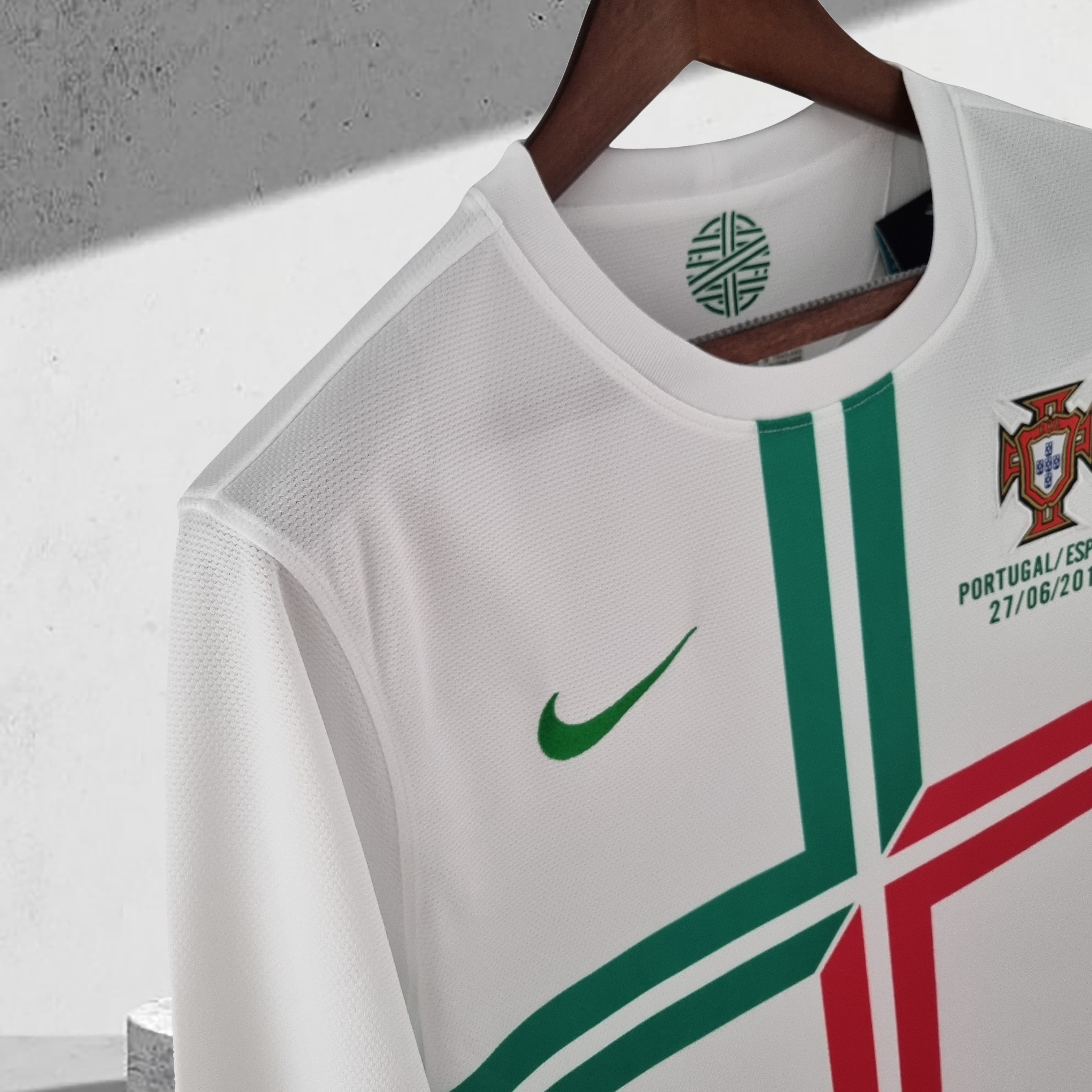 Portugals EM 2012 Bortedrakt
