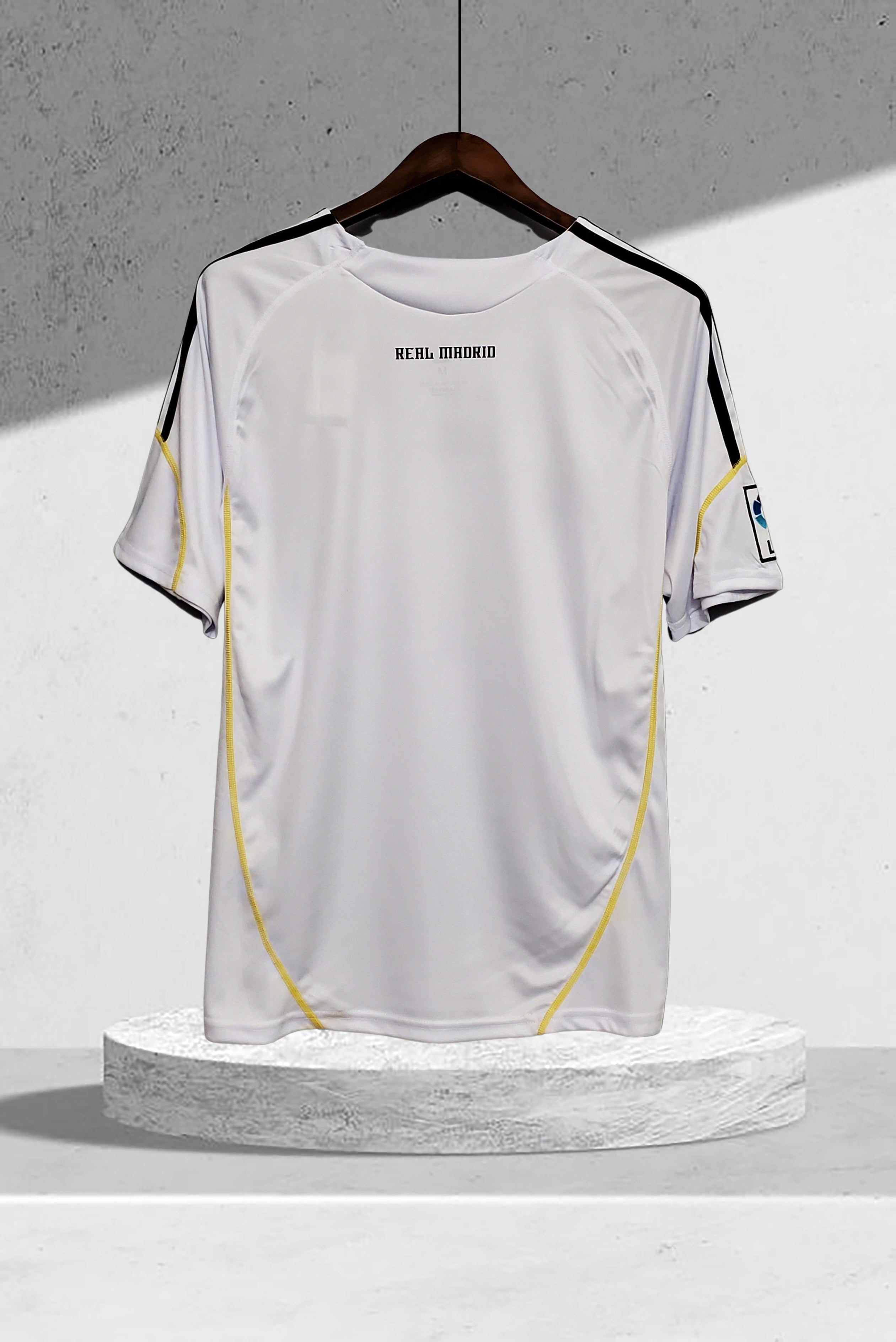 Real Madrid 2009–2010 Hjemmedrakt