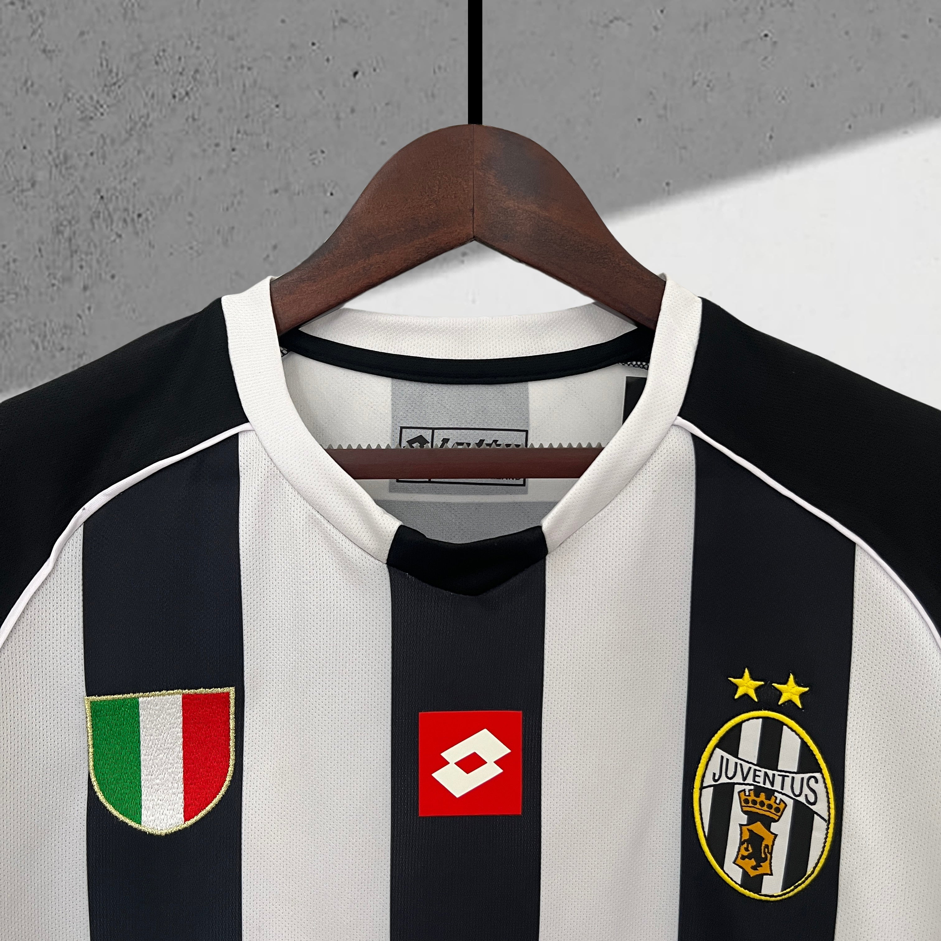 Juventus 2002–2003 Hjemmedrakt