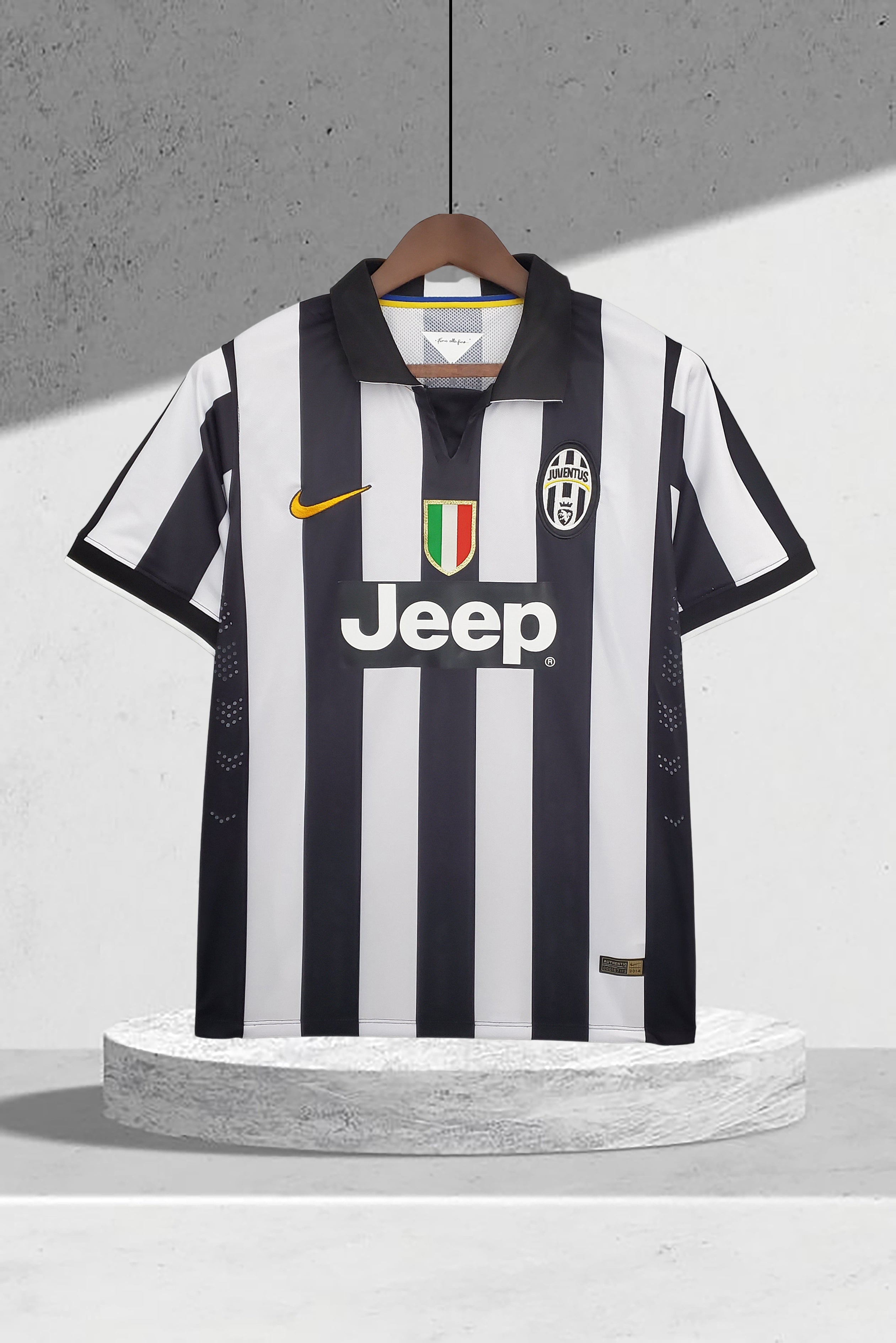 Juventus 2014–2015 Hjemmedrakt