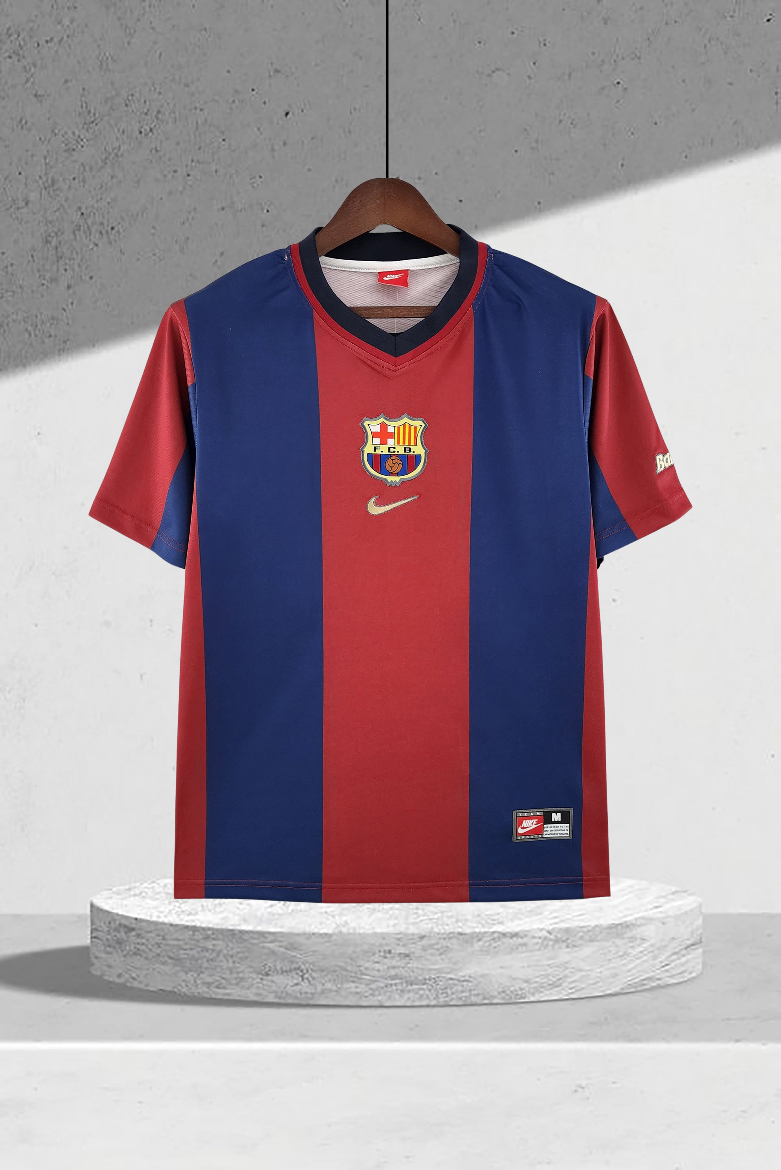 Barcelona 1998–1999 Hjemmedrakt
