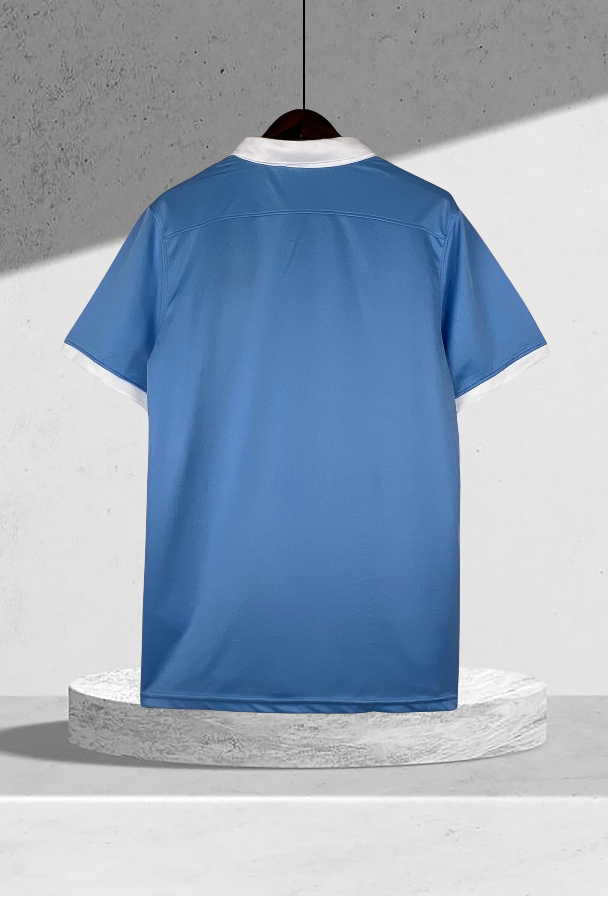 Manchester City 2015–2016 Hjemmedrakt