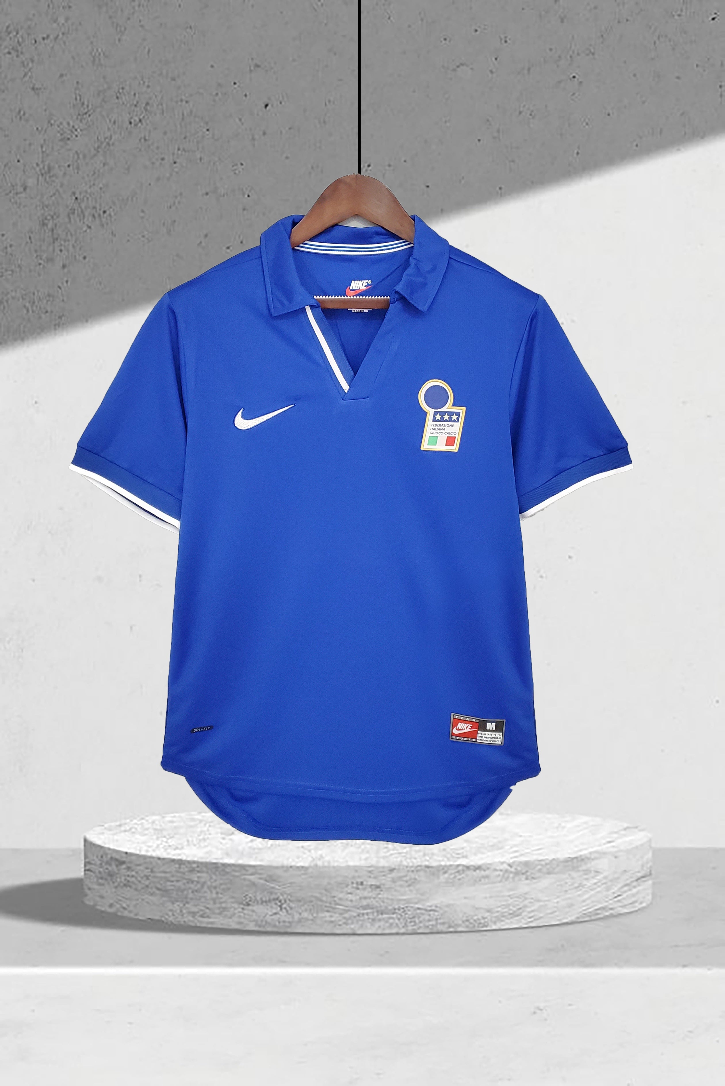 Italia 1998 VM Hjemmedrakt