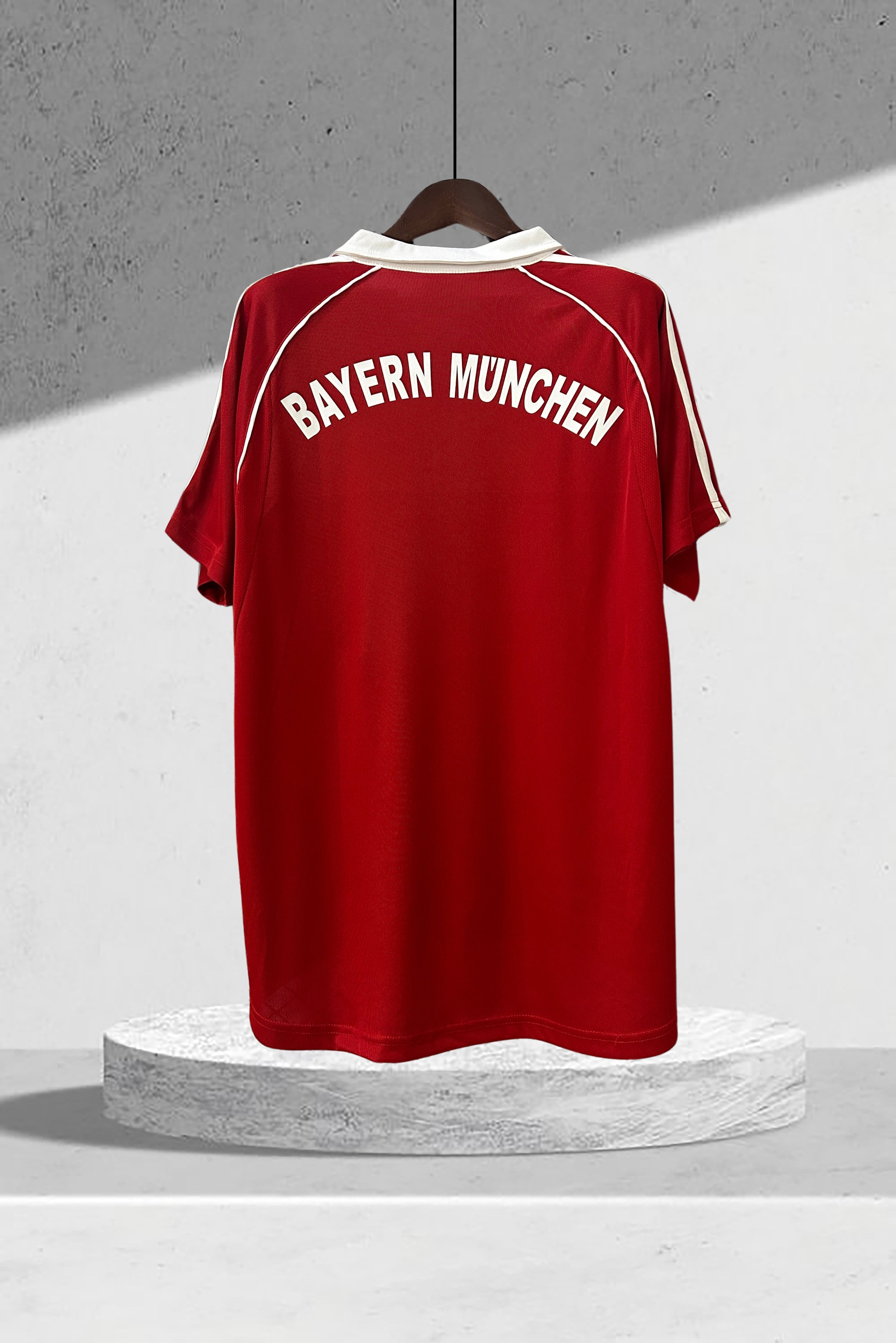 Bayern München 2005–2006 Hjemmedrakt