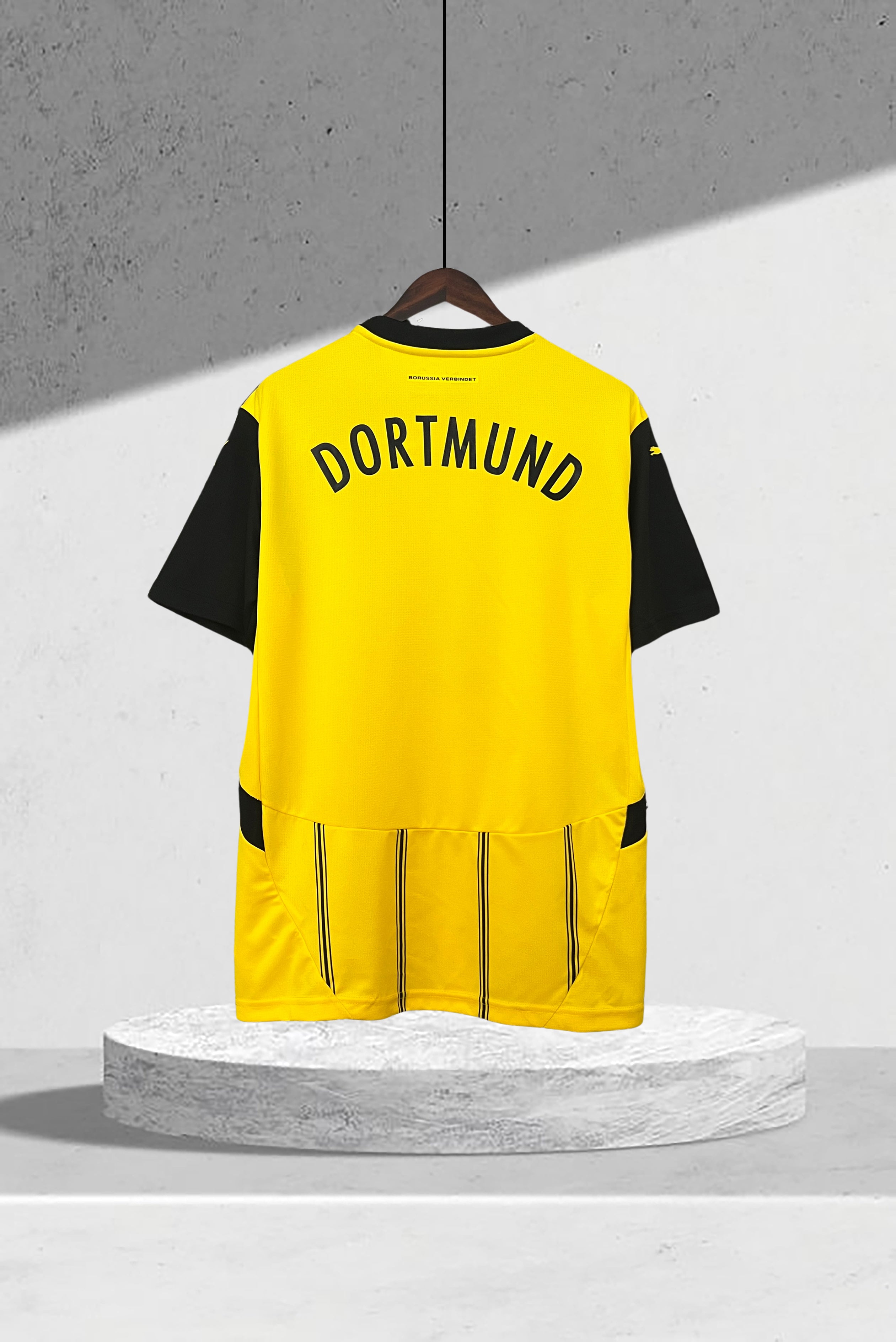Borussia Dortmund 2024–2025 Hjemmedrakt