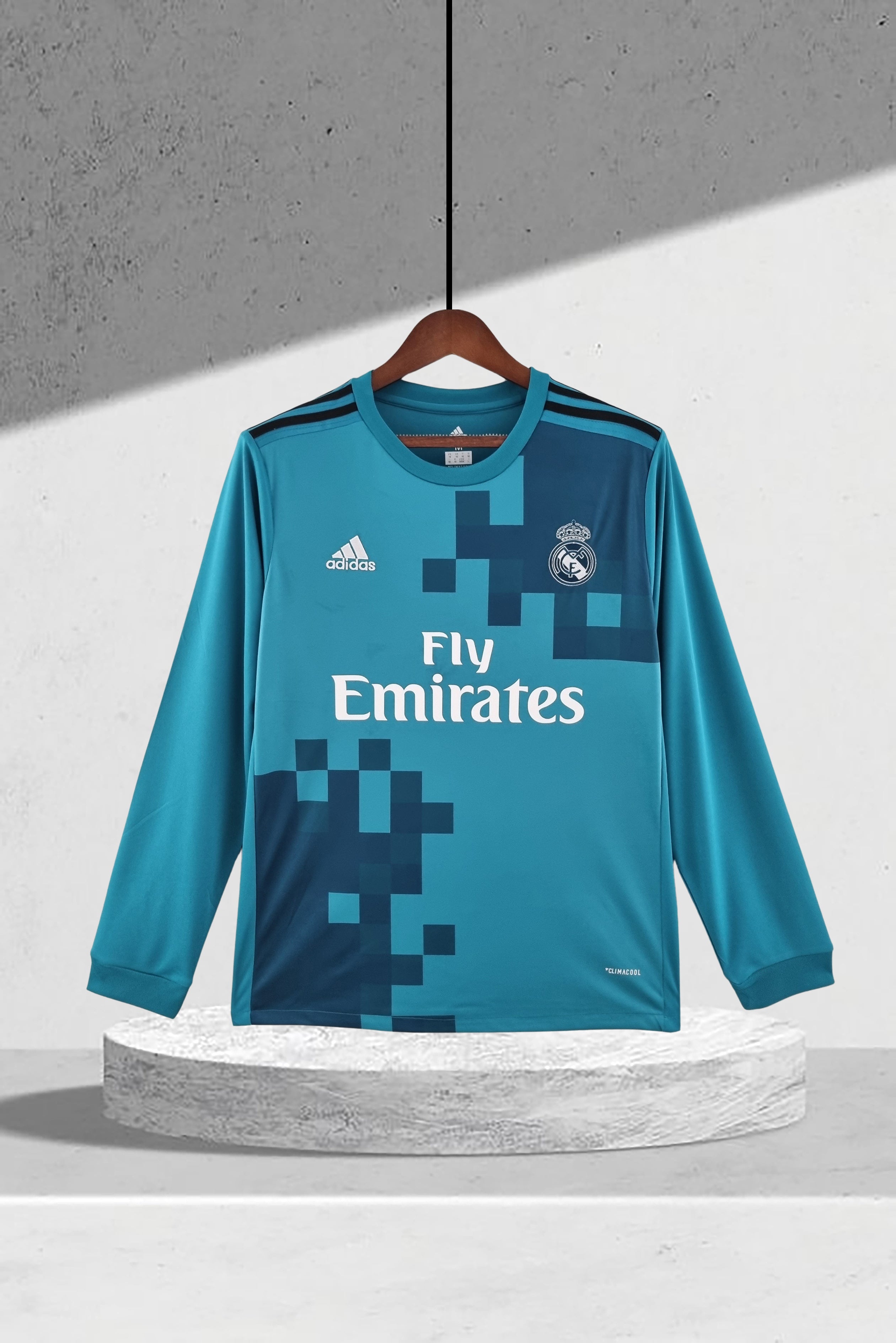 Real Madrid 2017–2018 Tredjedrakt Langermet