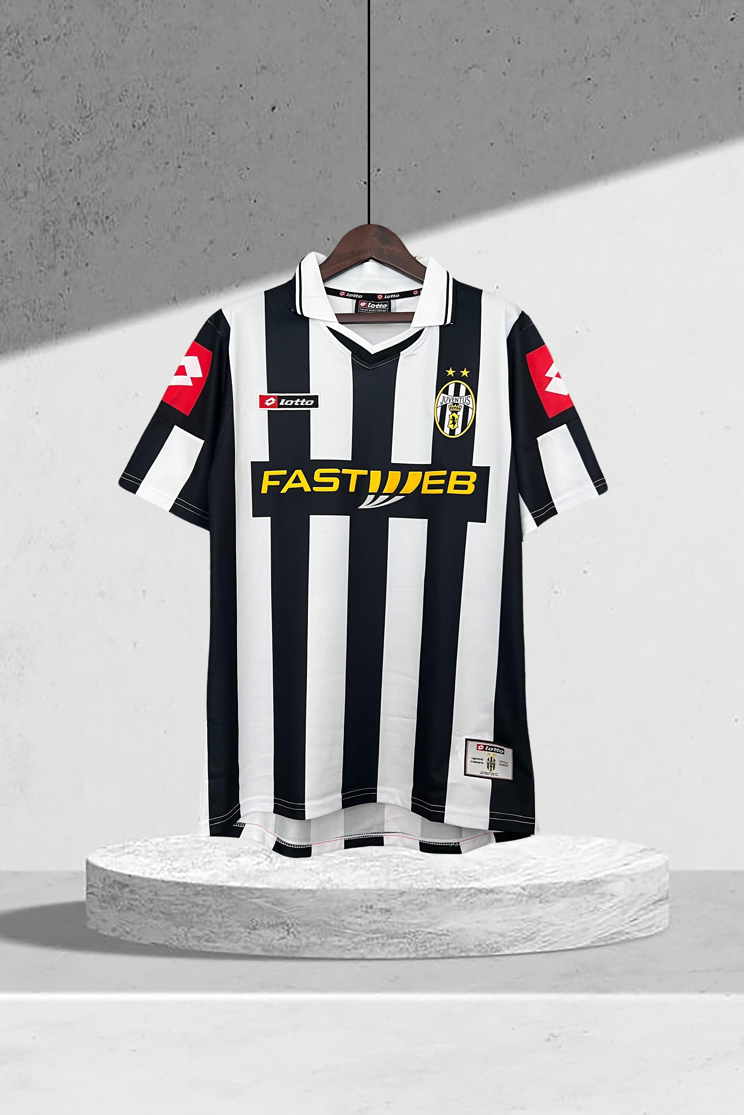 Juventus 2001–2002 Hjemmedrakt