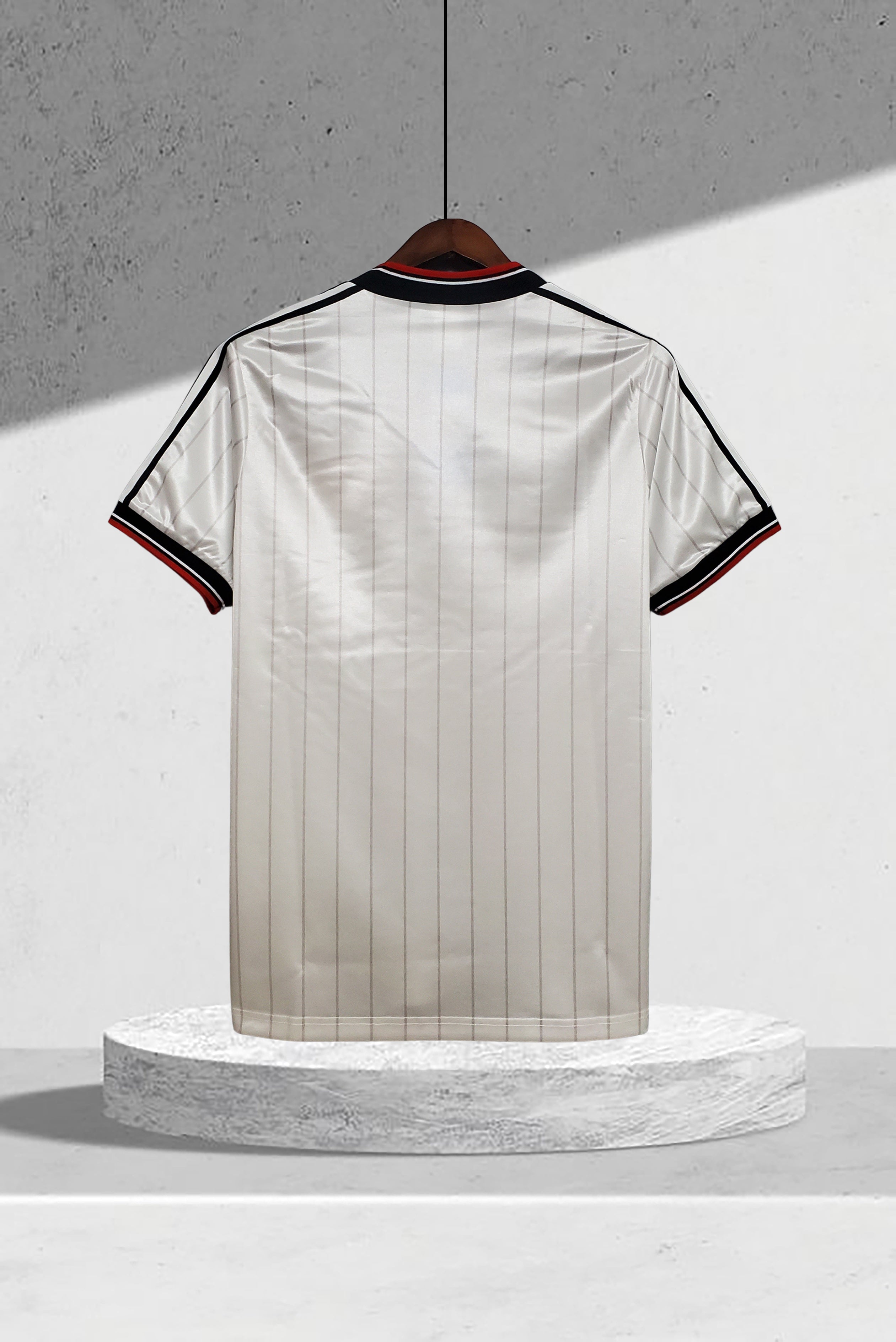 Manchester United 1983 FA Charity Shield-drakt