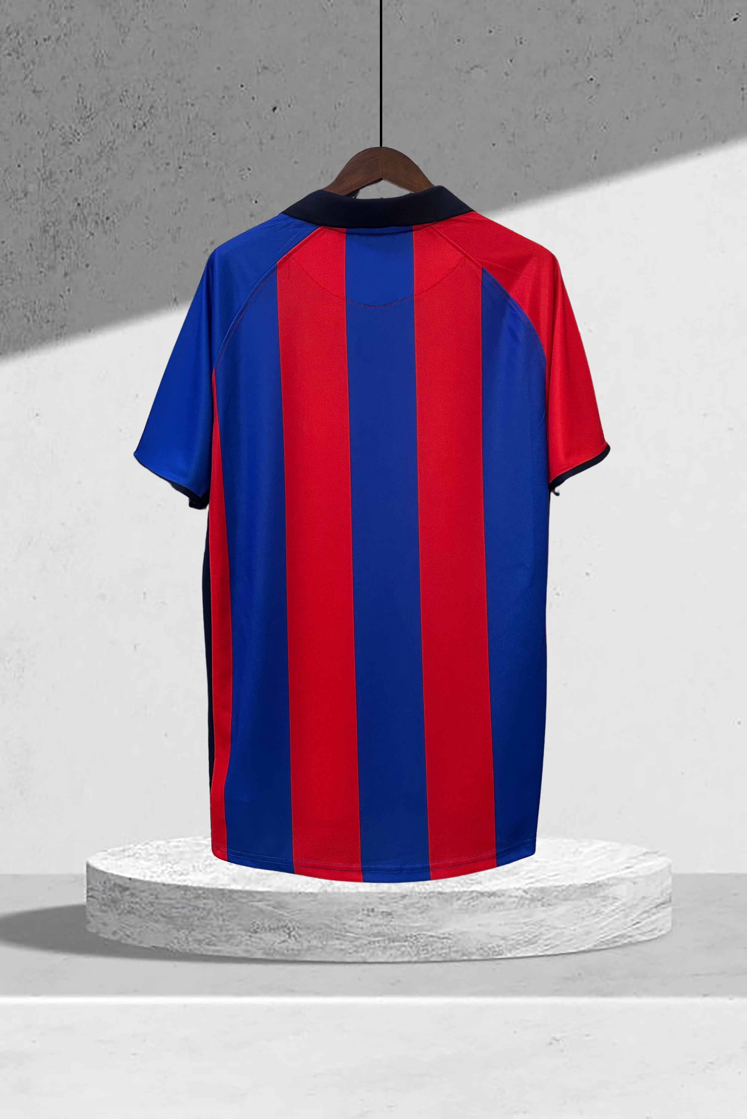 Barcelona 2001–2002 Hjemmedrakt
