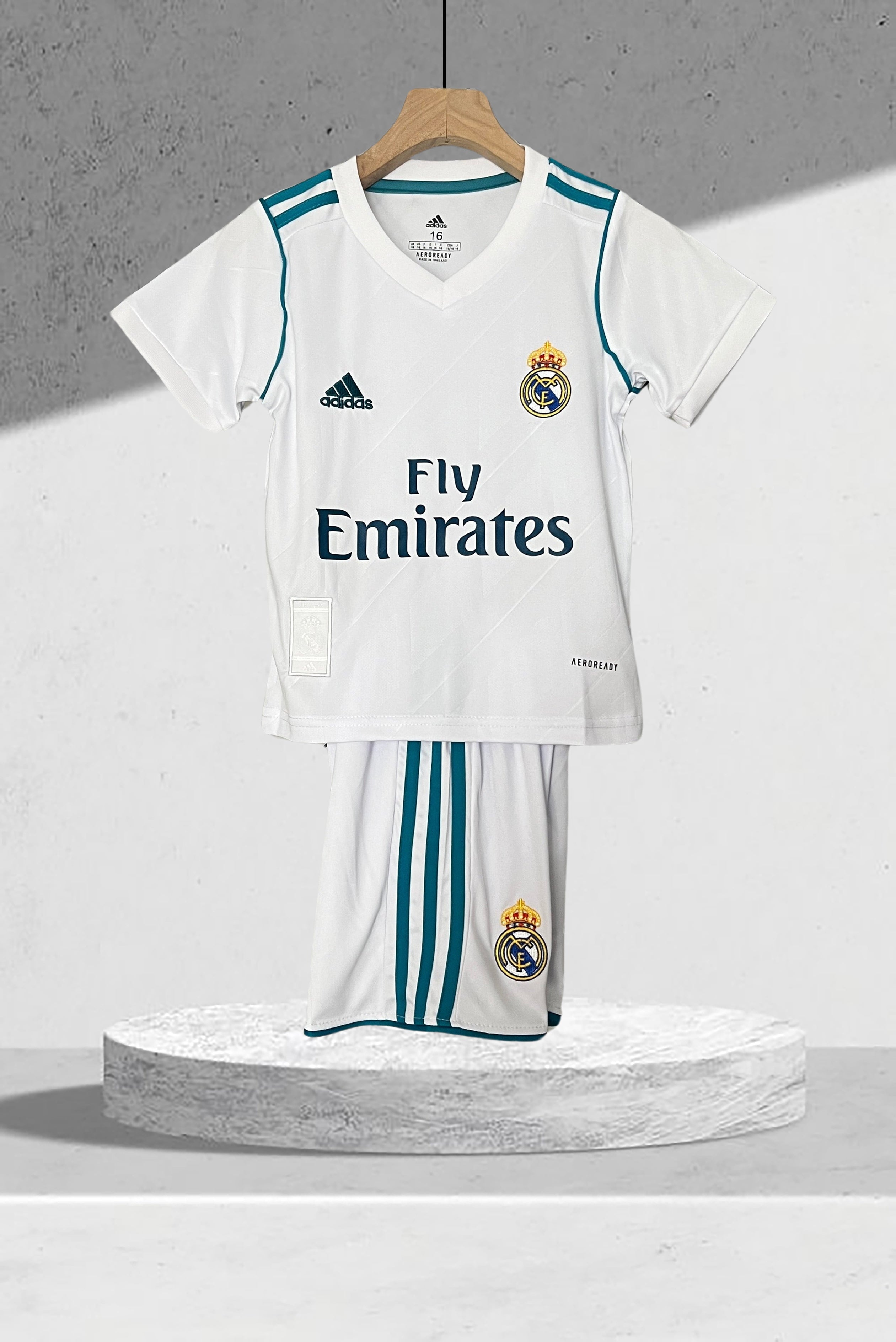 Real Madrid 2017–2018 Hjemmedrakt Mini-Kit Barn