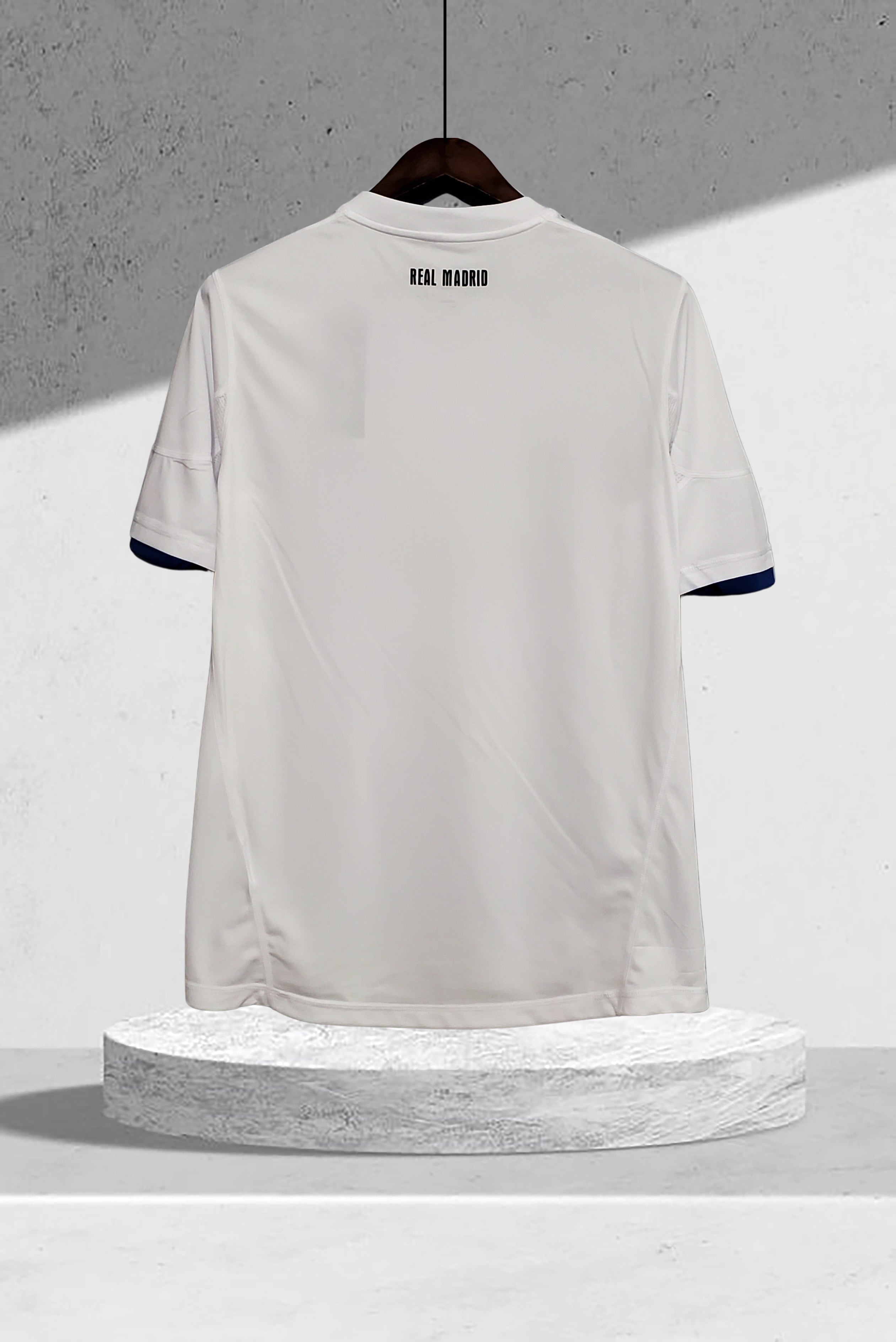 Real Madrid 2010–2011 Hjemmedrakt