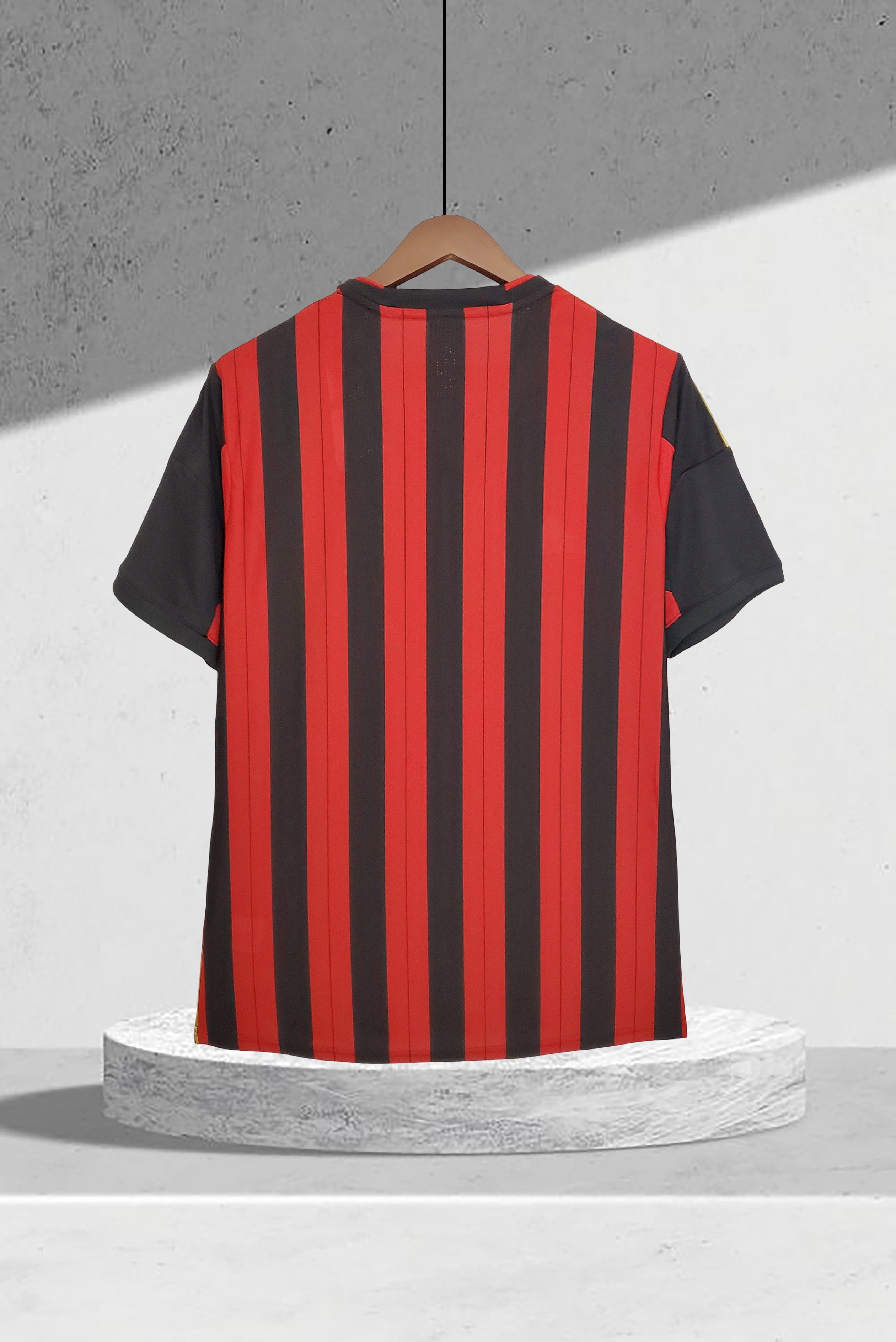 AC Milan 2013–2014 Hjemmedrakt