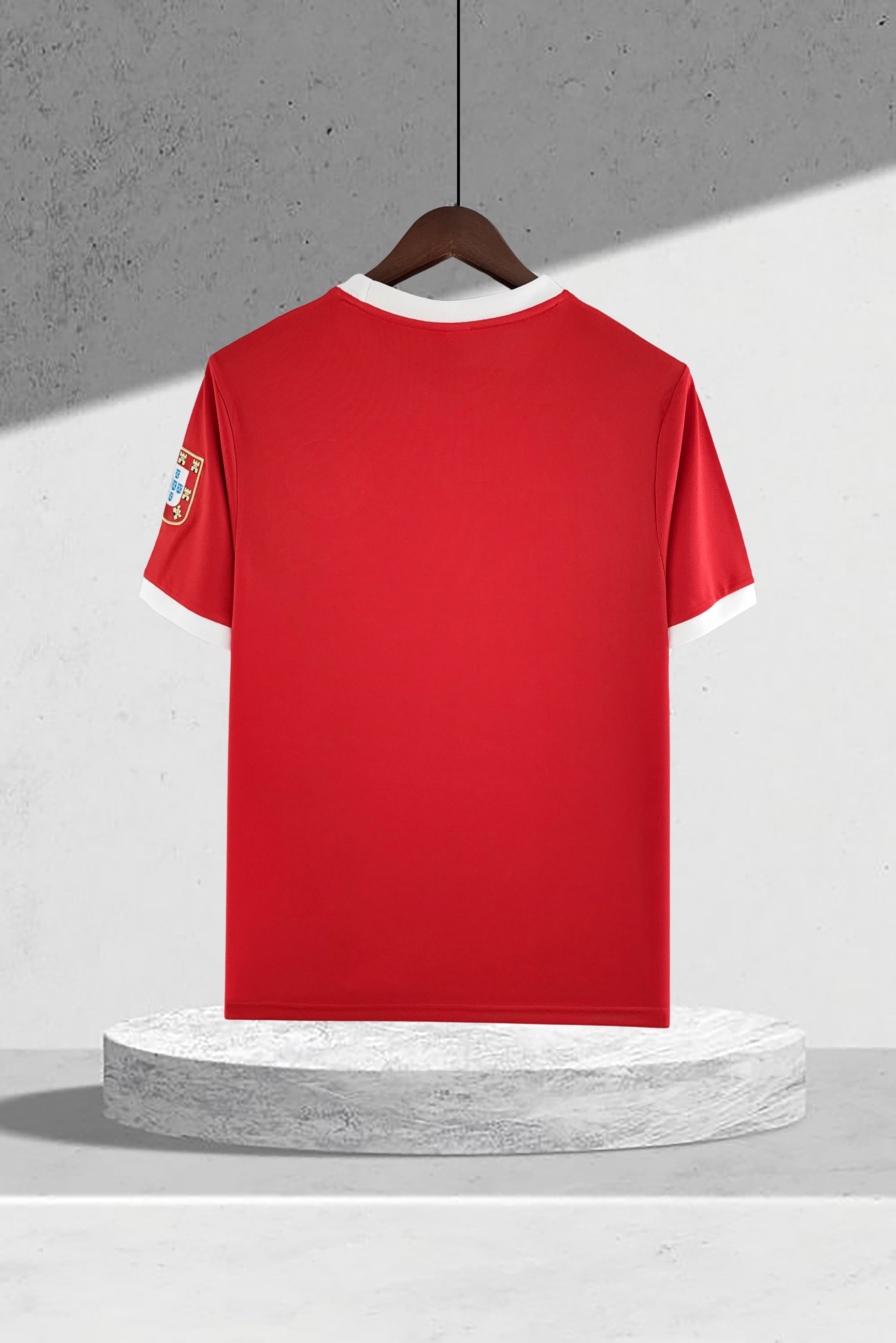 Benfica 1973–1974 Hjemmedrakt