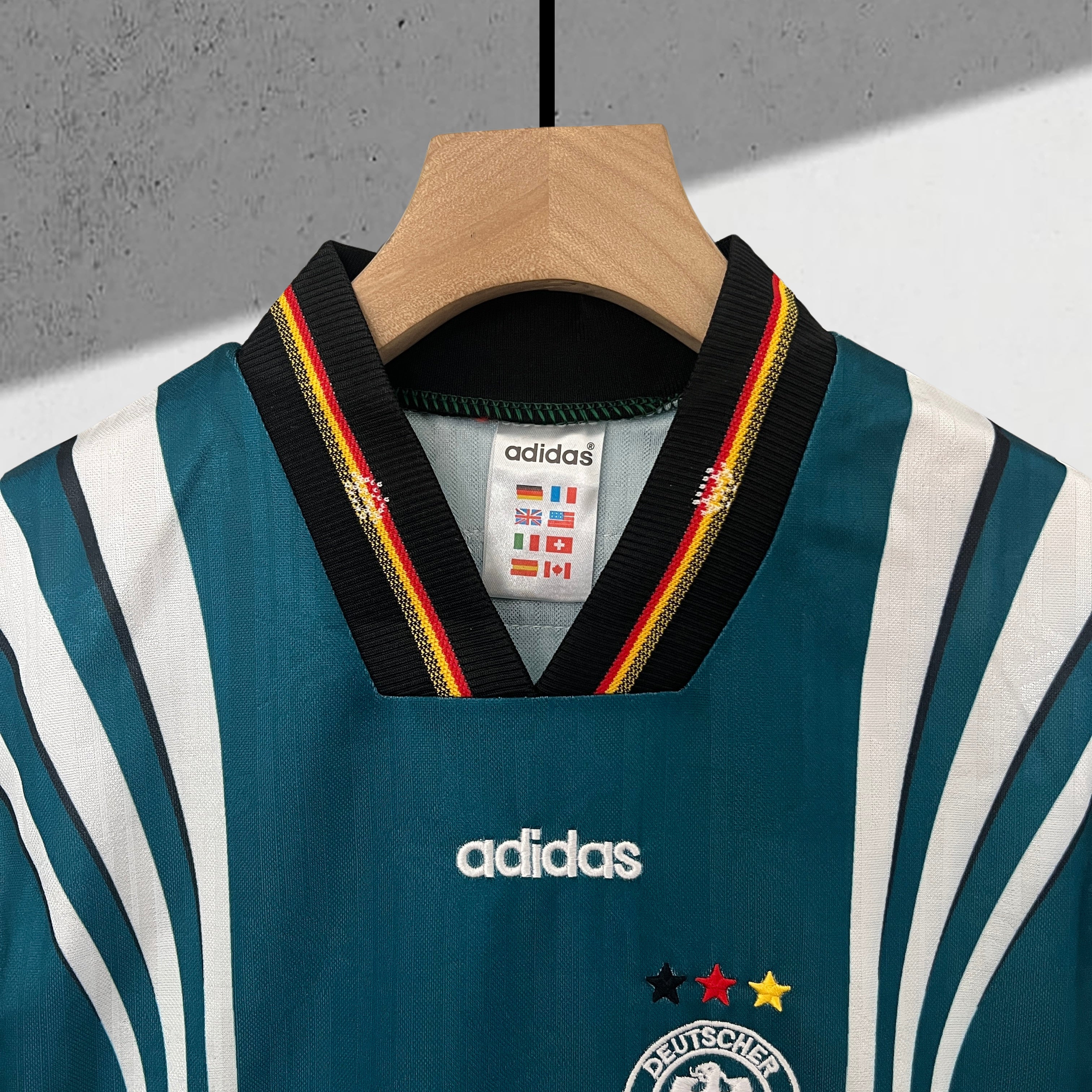 Tyskland 1996 Hjemmedrakt Mini-Kit Barn