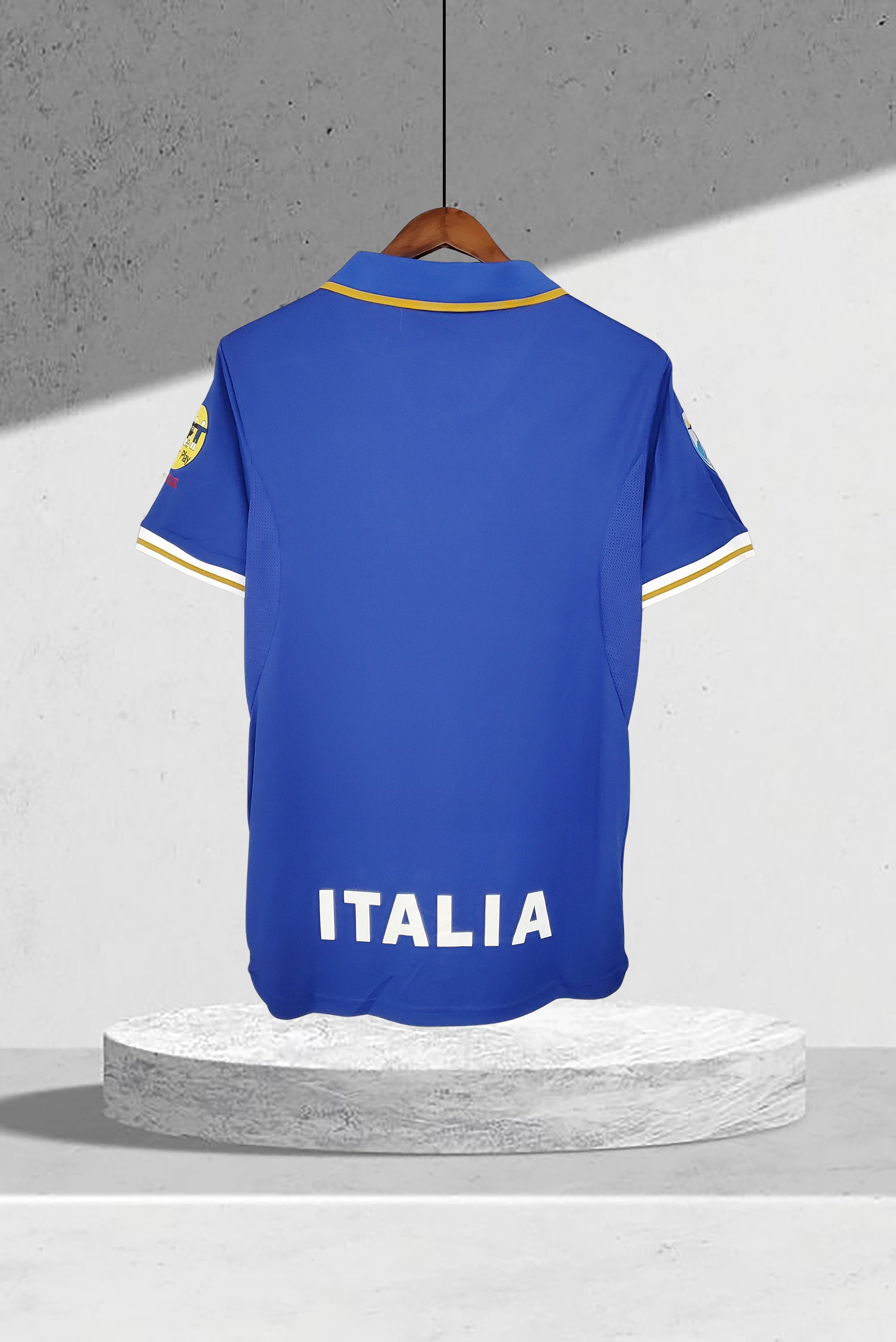 Italia 1996 Hjemmedrakt