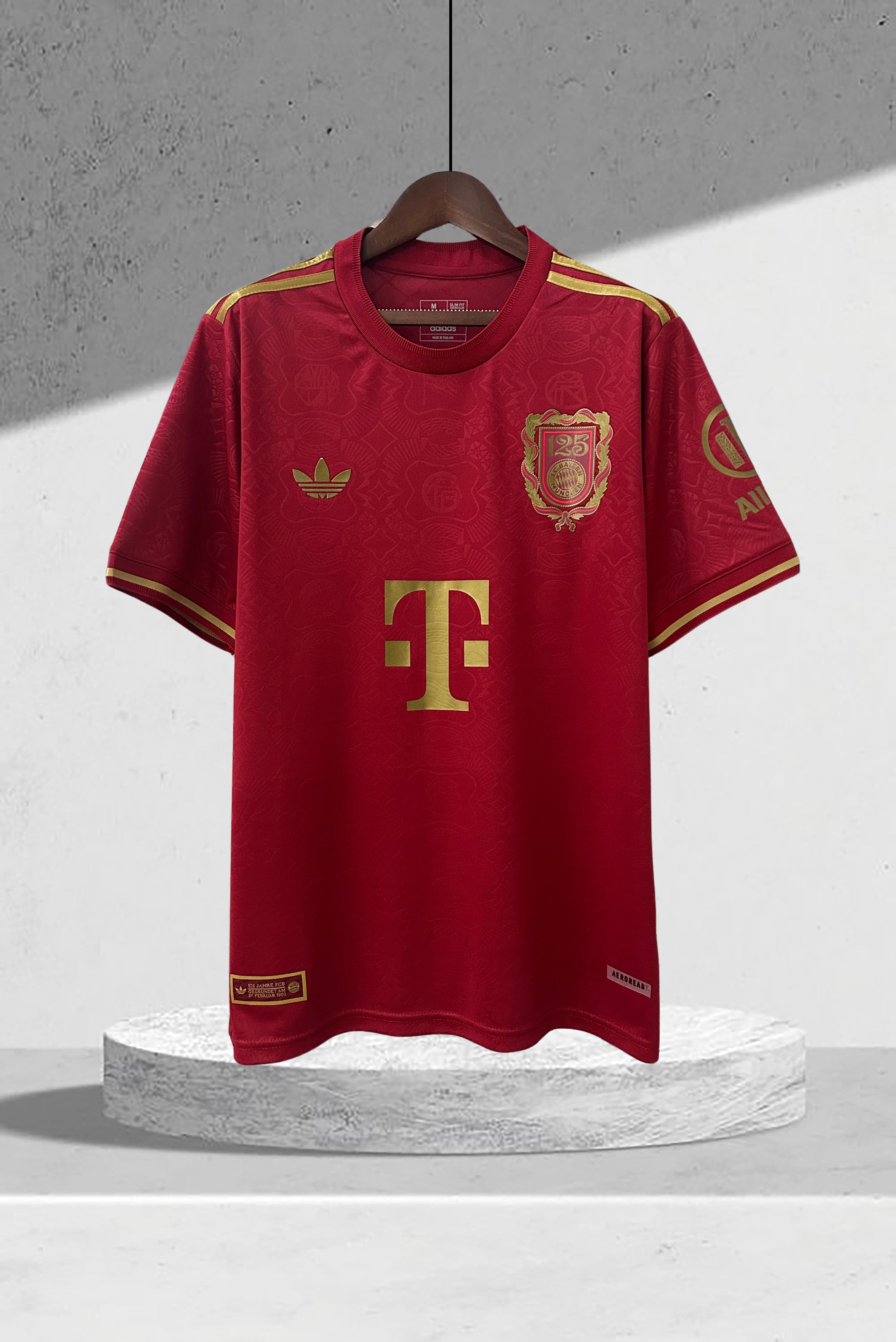 Bayern München 125-årsjubileumsdrakt