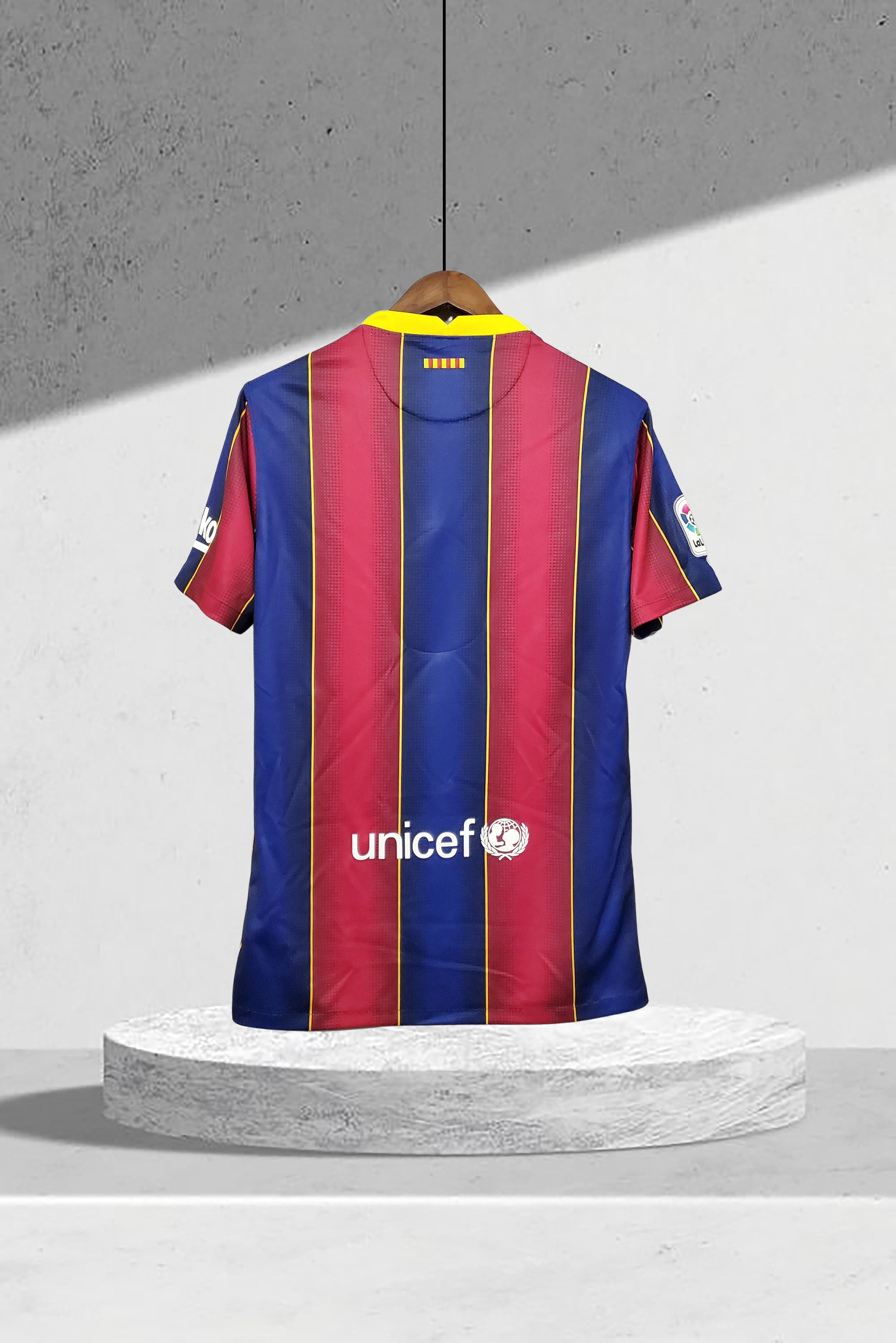 Barcelona 2020–2021 Hjemmedrakt