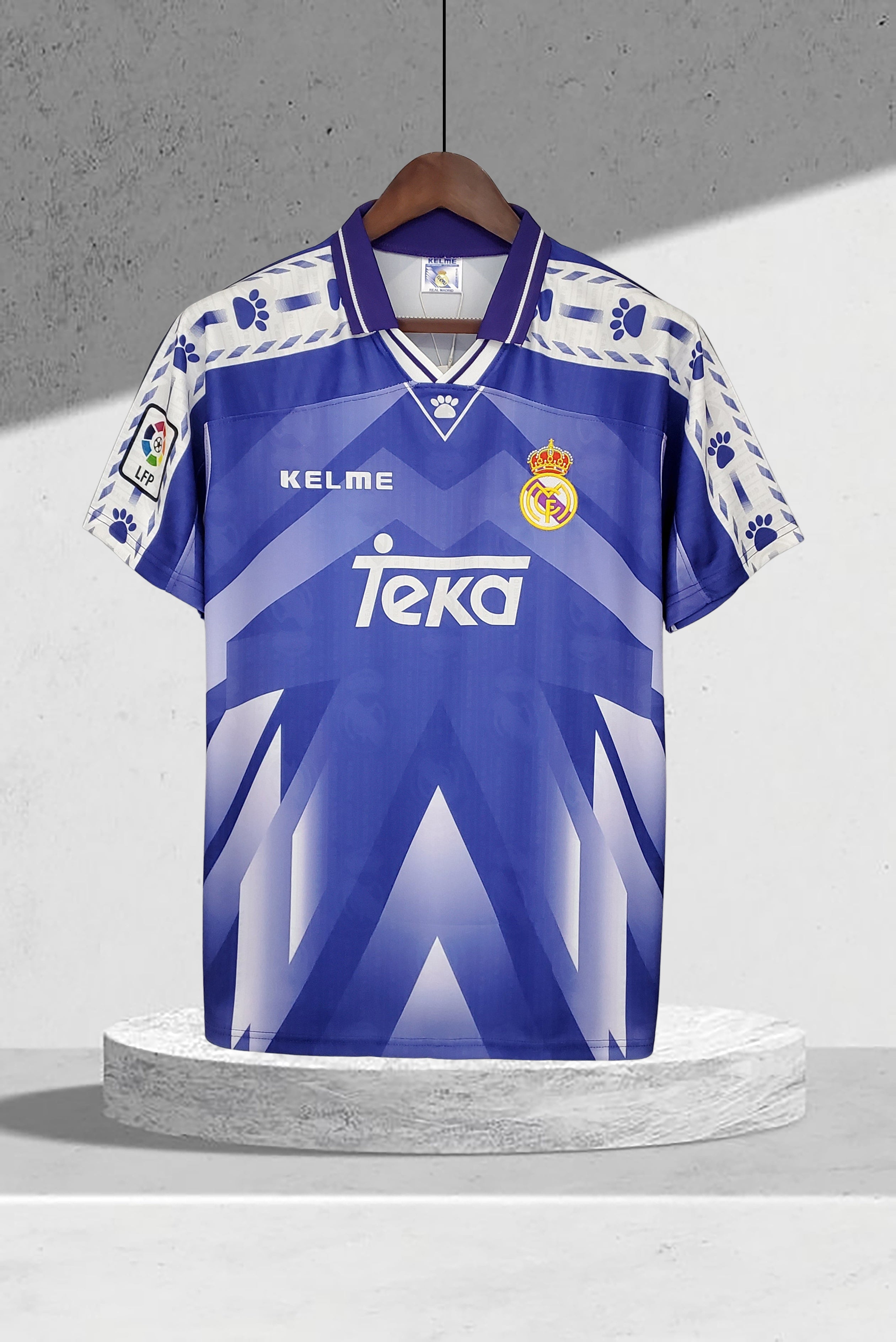 Real Madrid 1996–1997 Bortedrakt