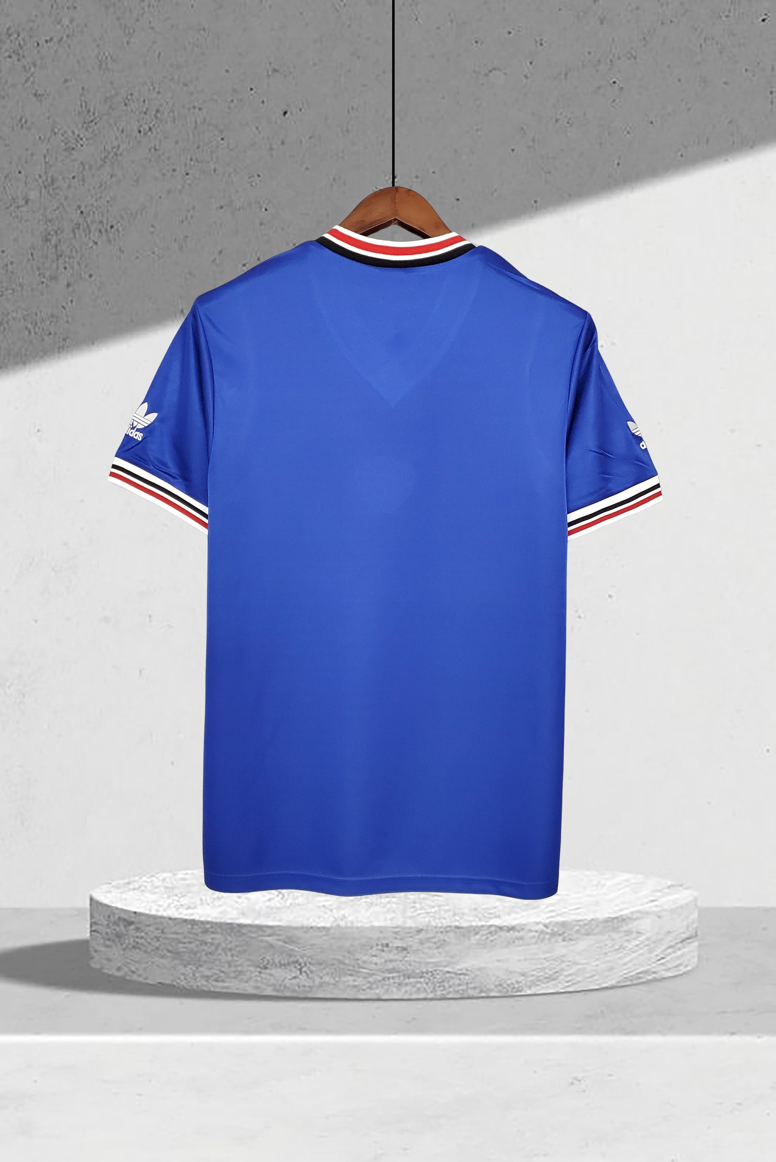 Manchester United 1985–1986 Bortedrakt