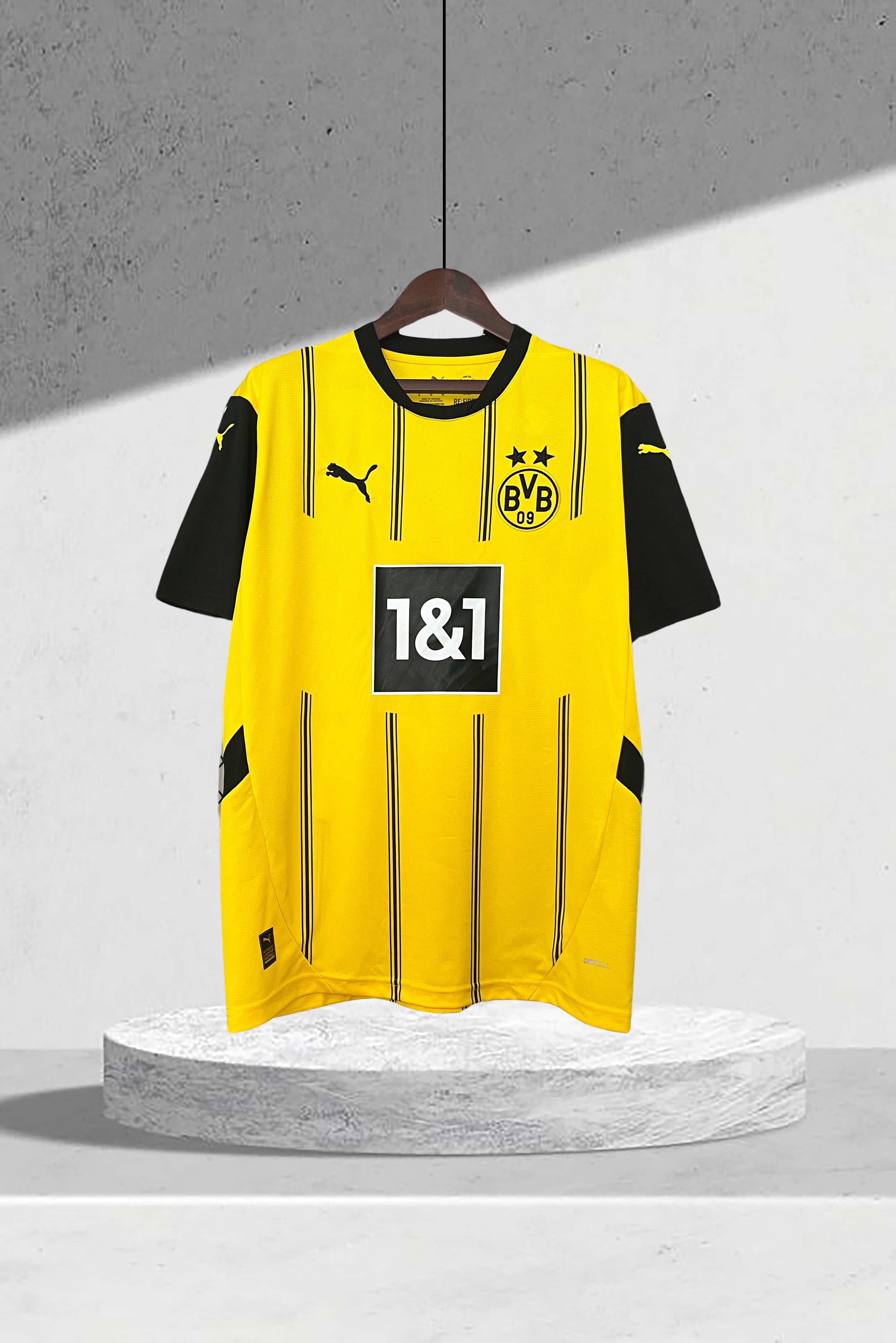 Borussia Dortmund 2024–2025 Hjemmedrakt