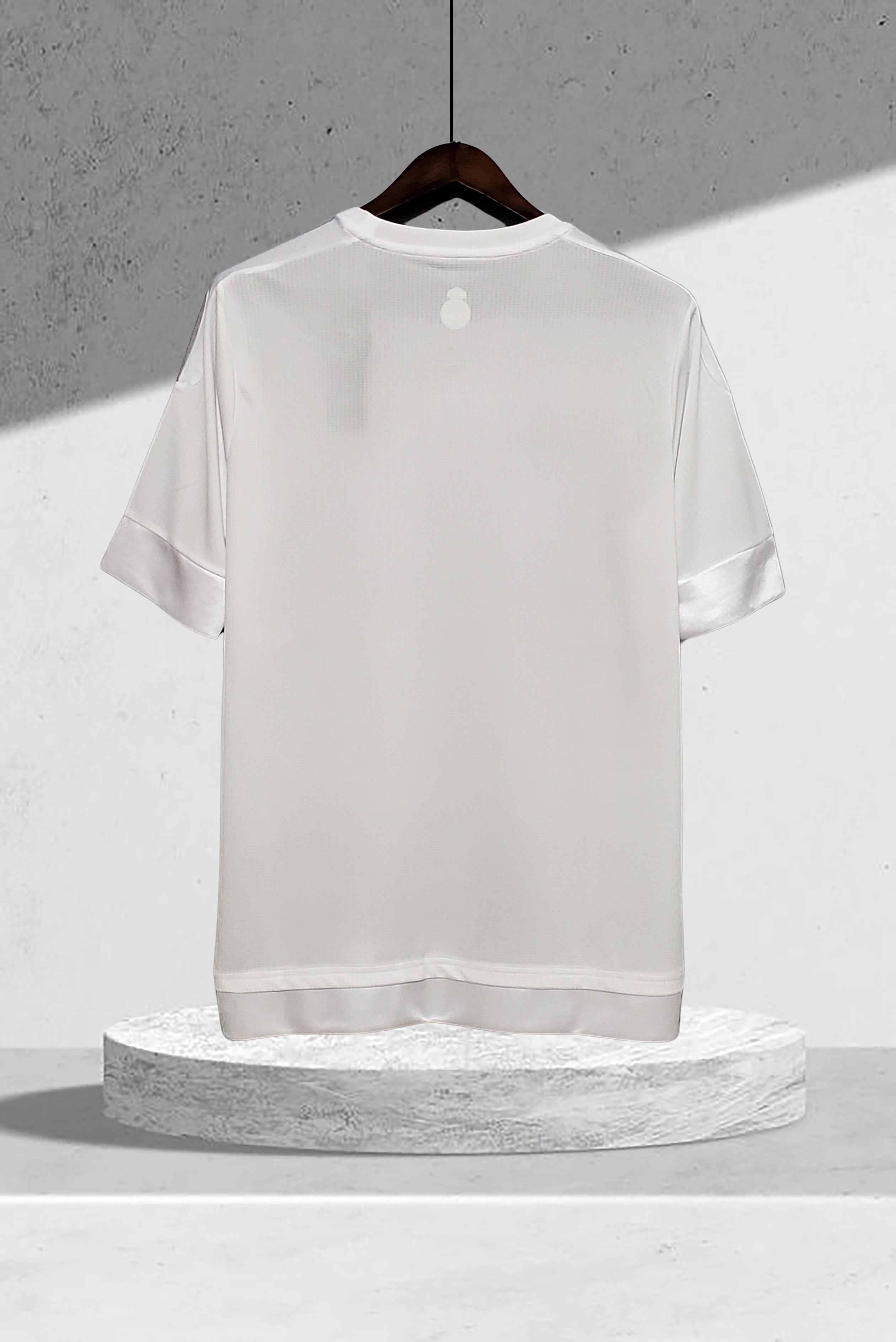 Real Madrid 2015–2016 hjemmedrakt