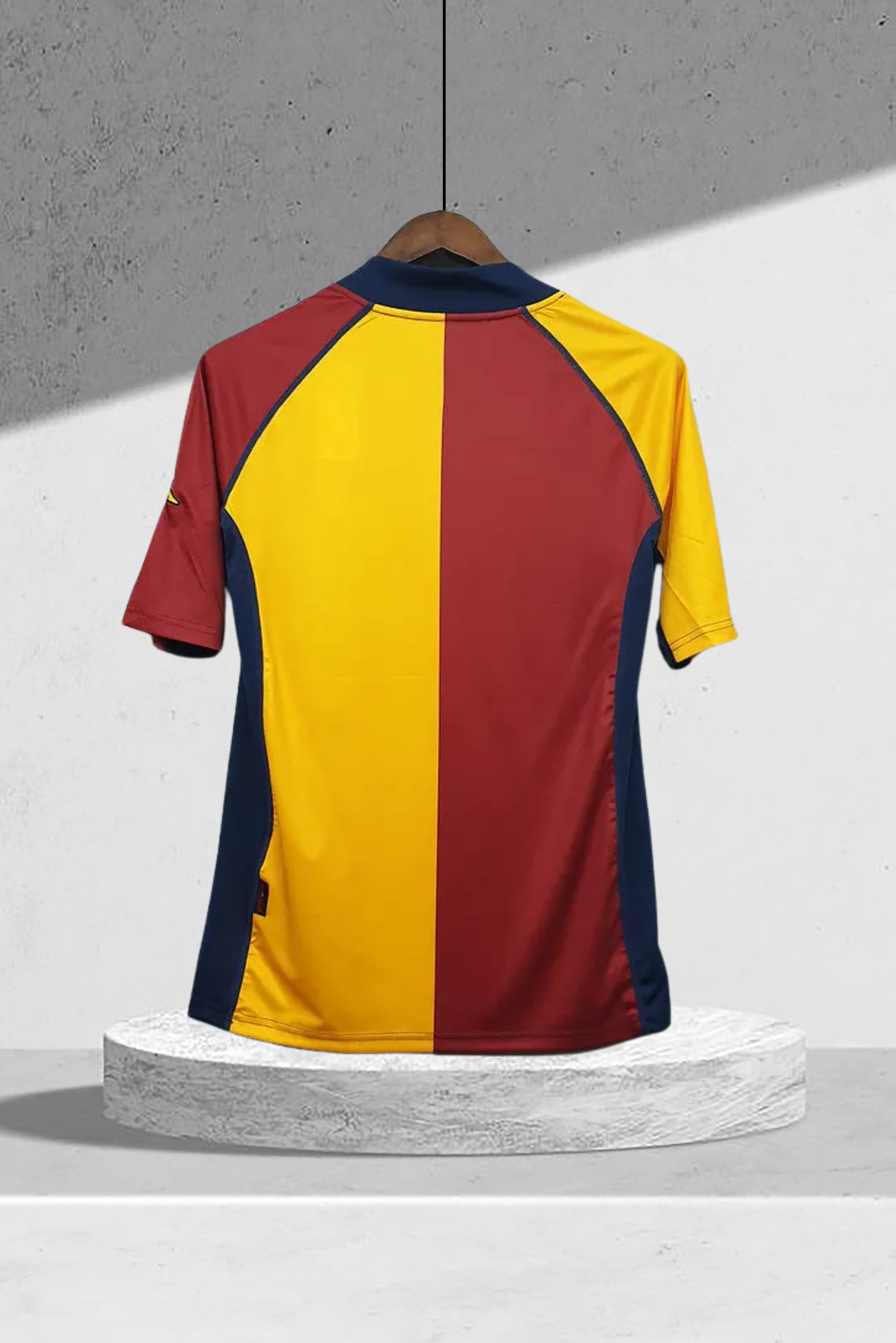 AS Roma 2000–2001 Hjemmedrakt