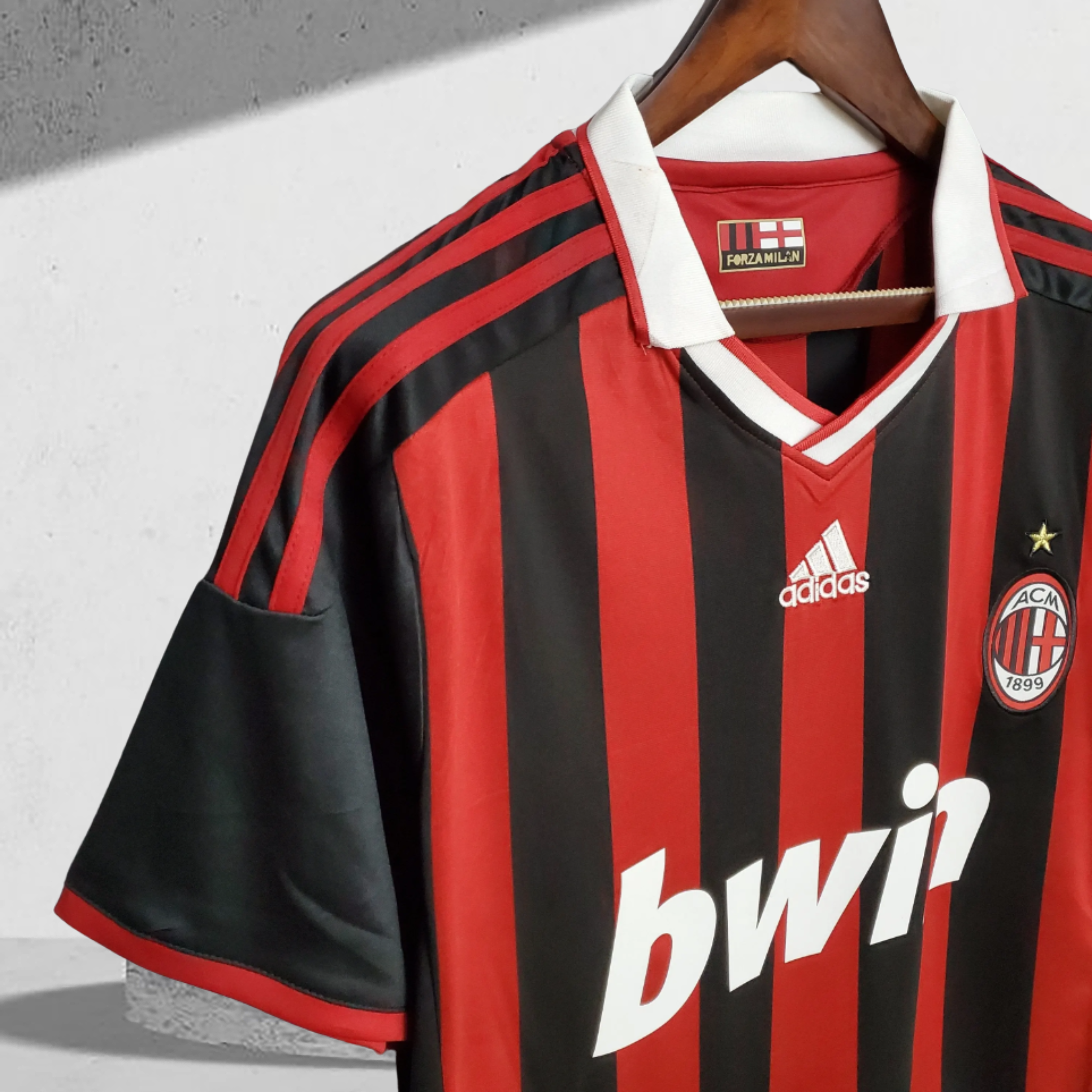 AC Milan 2009–2010 Hjemmedrakt