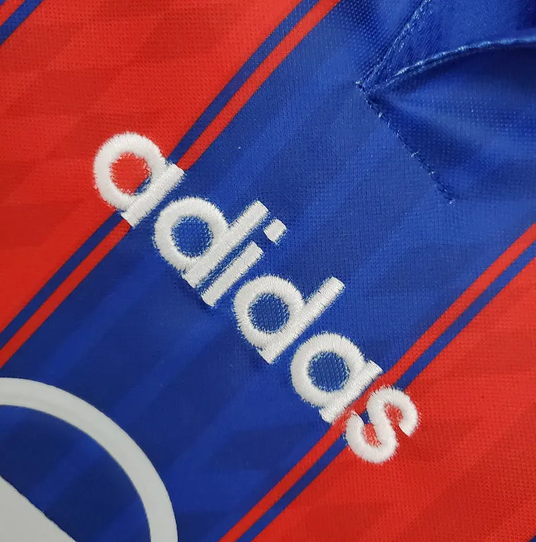 Bayern München 1996–1997 Hjemmedrakt
