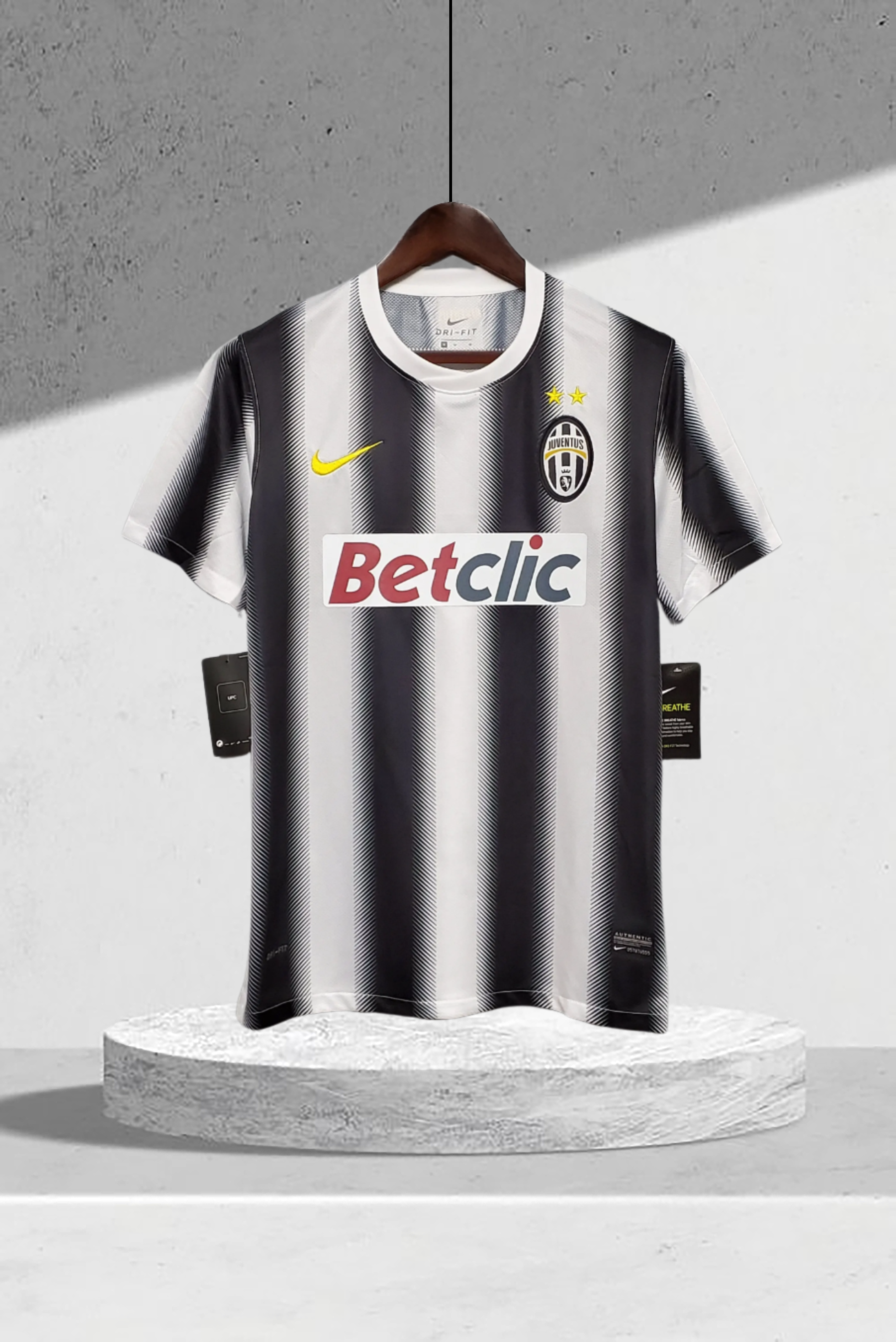 Juventus 2010–2011 Hjemmedrakt