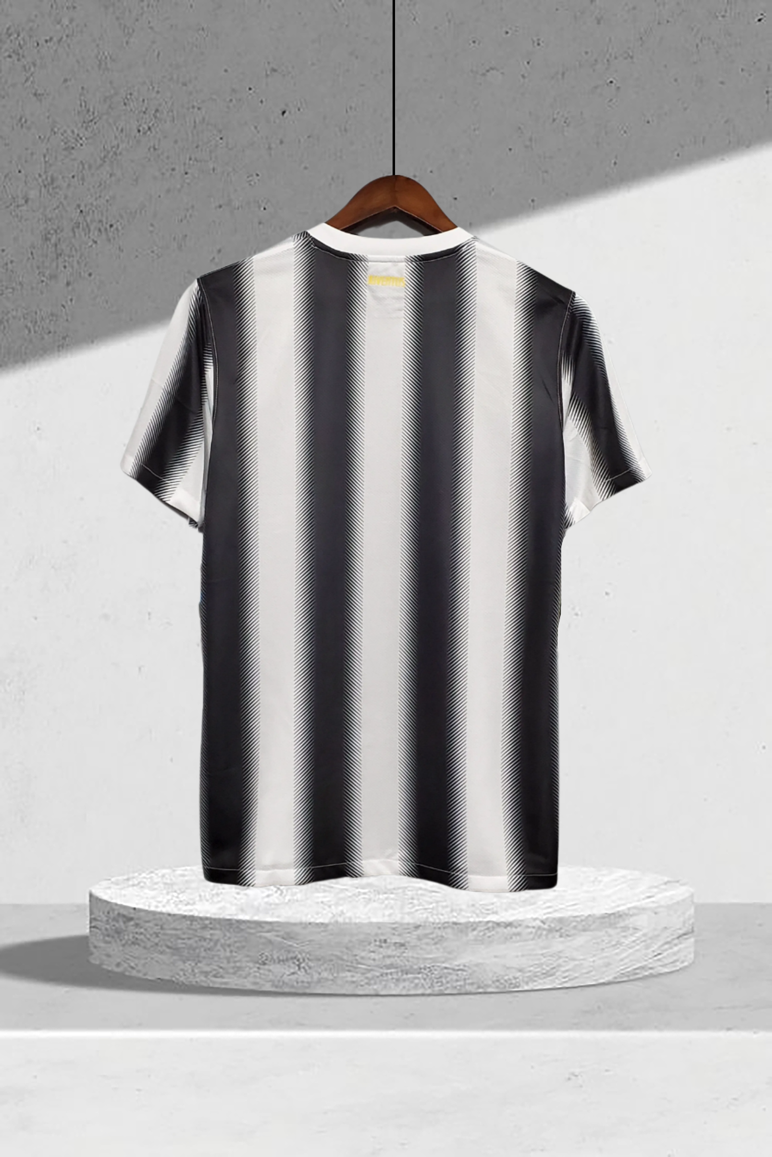 Juventus 2010–2011 Hjemmedrakt