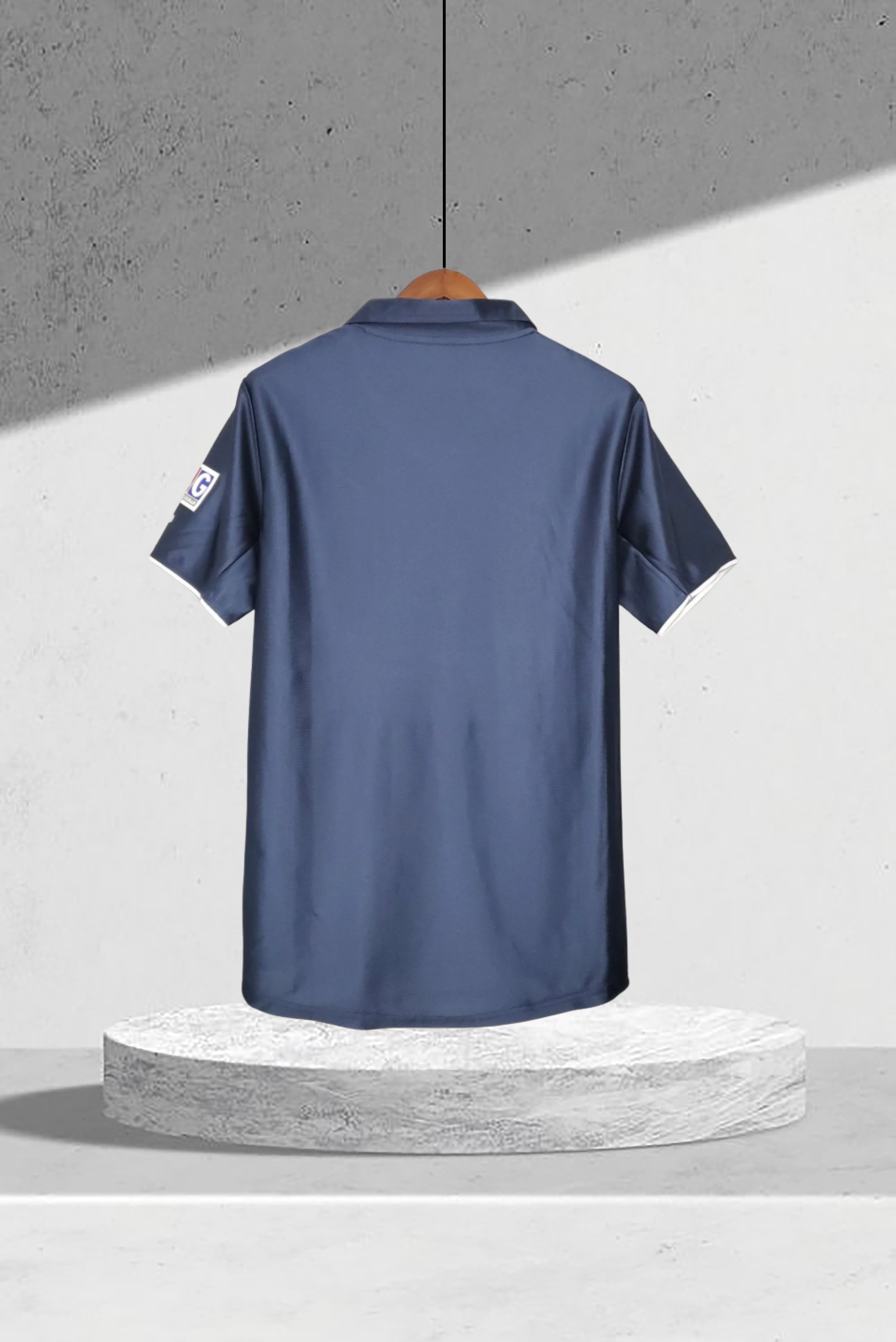 Paris Saint-Germain 2001–2002 Hjemmedrakt