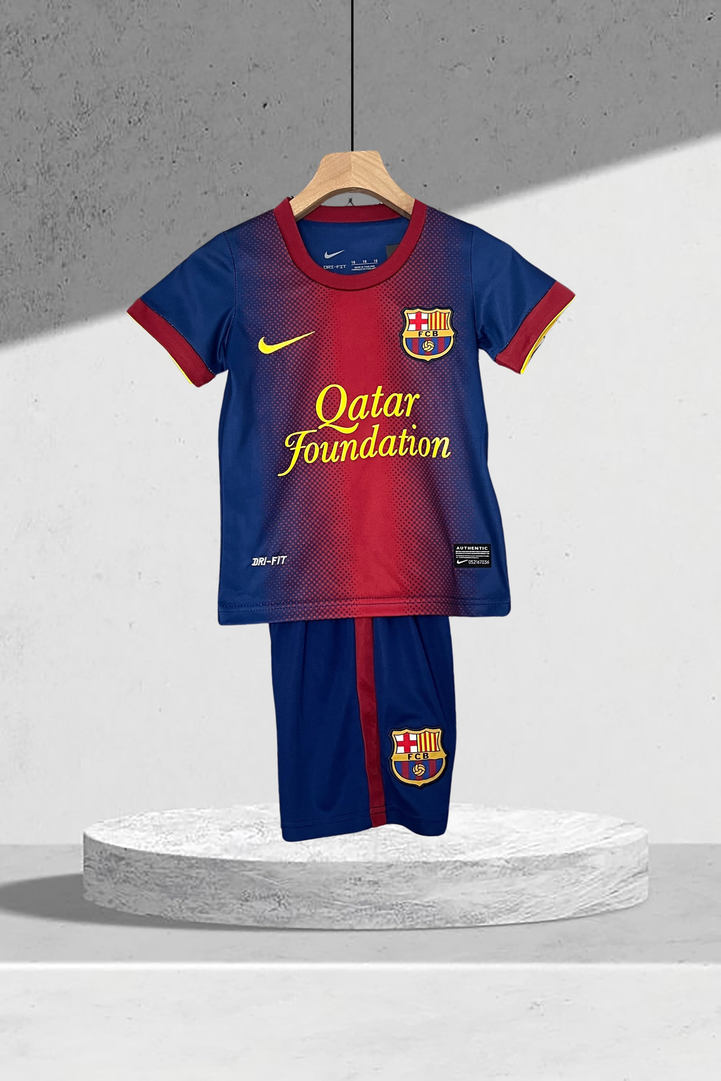 BARCELONA 2012 - 2013 HJEMMEDRAKT  Mini-Kit Barn