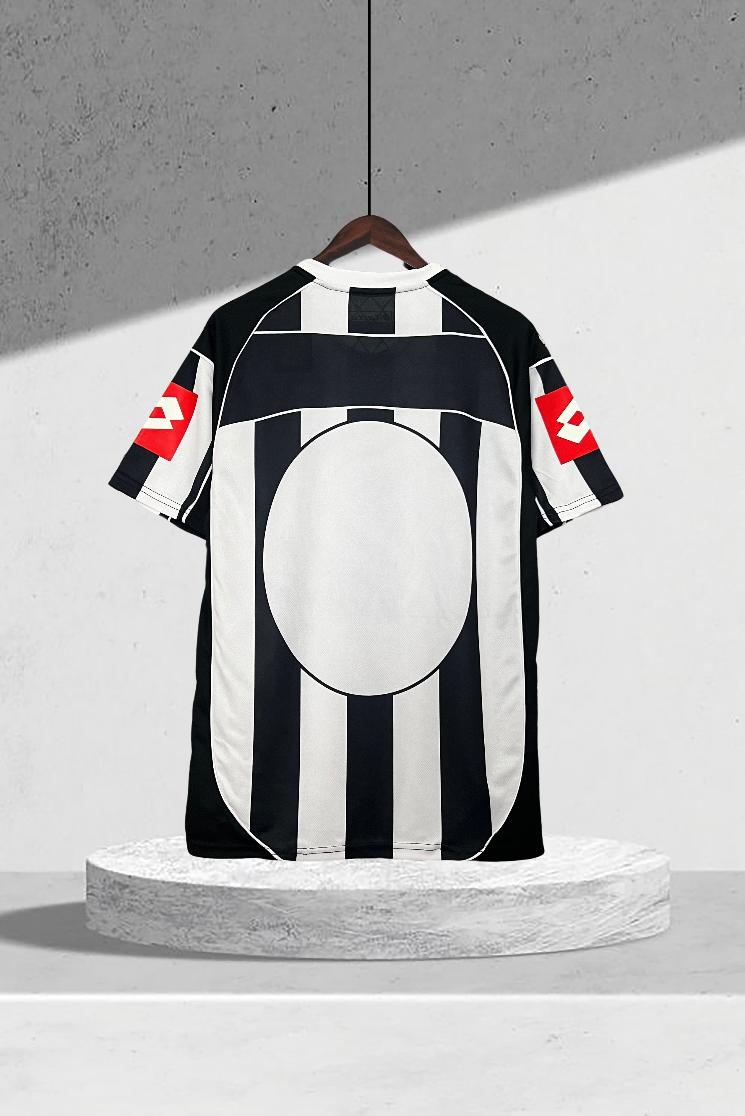 Juventus 2002–2003 Hjemmedrakt
