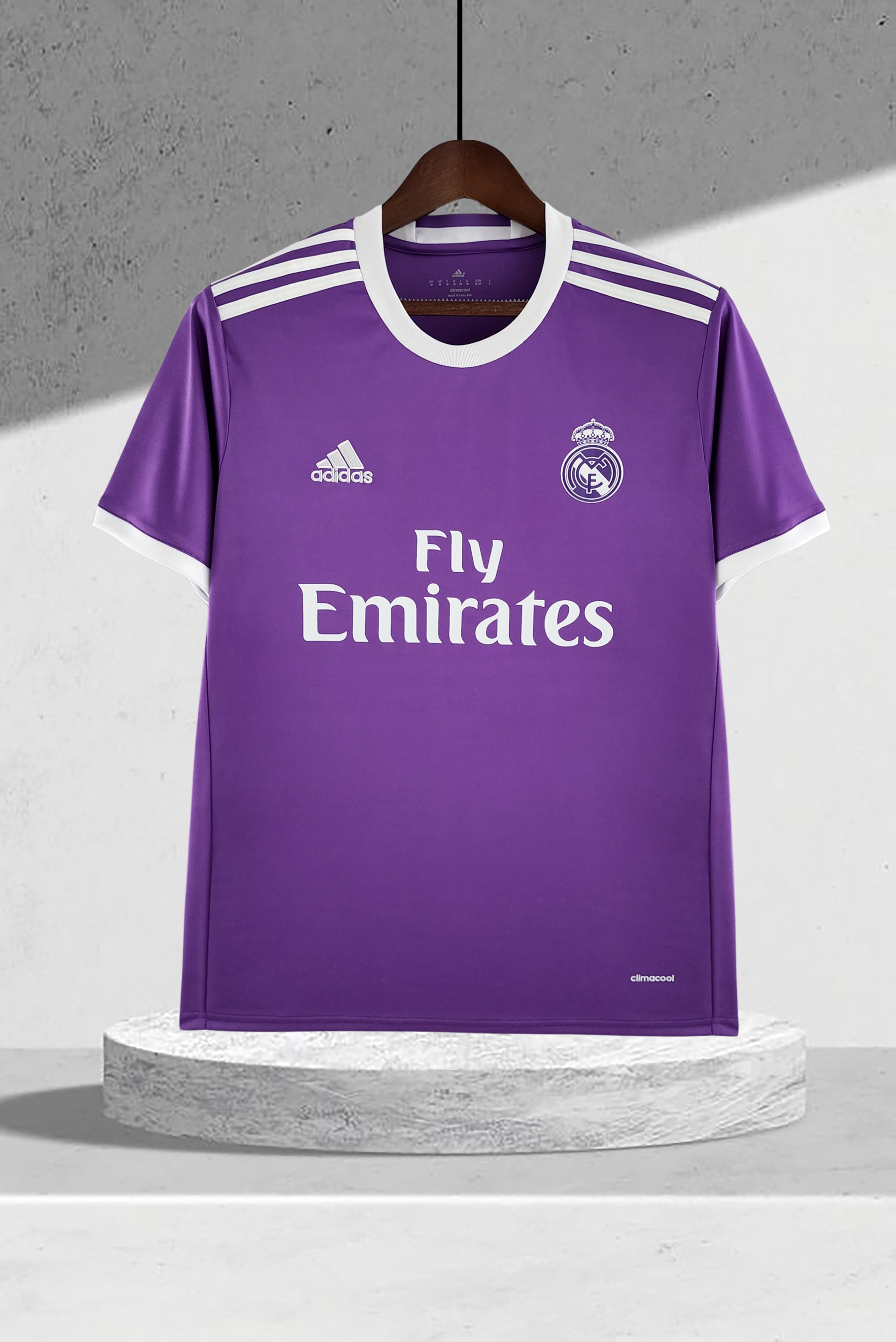 Real Madrid 2016–2017 Bortedrakt