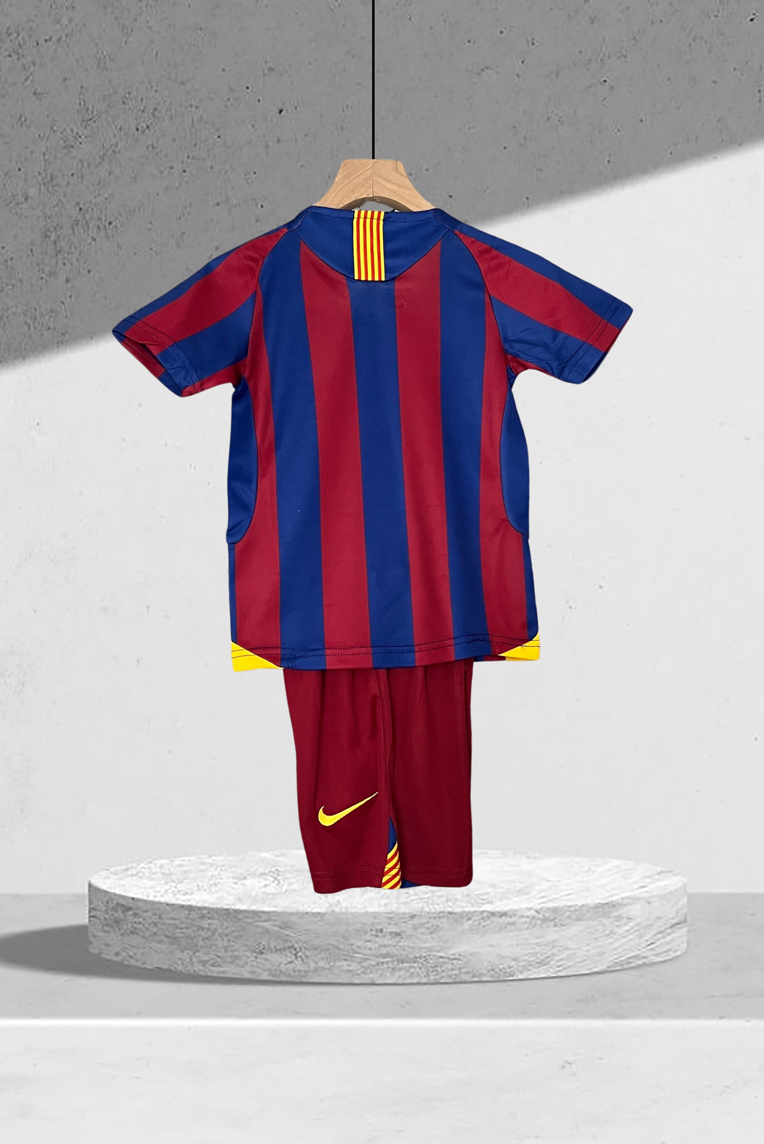 Barcelona 2005–2006 Hjemmedrakt Mini-Kit Barn