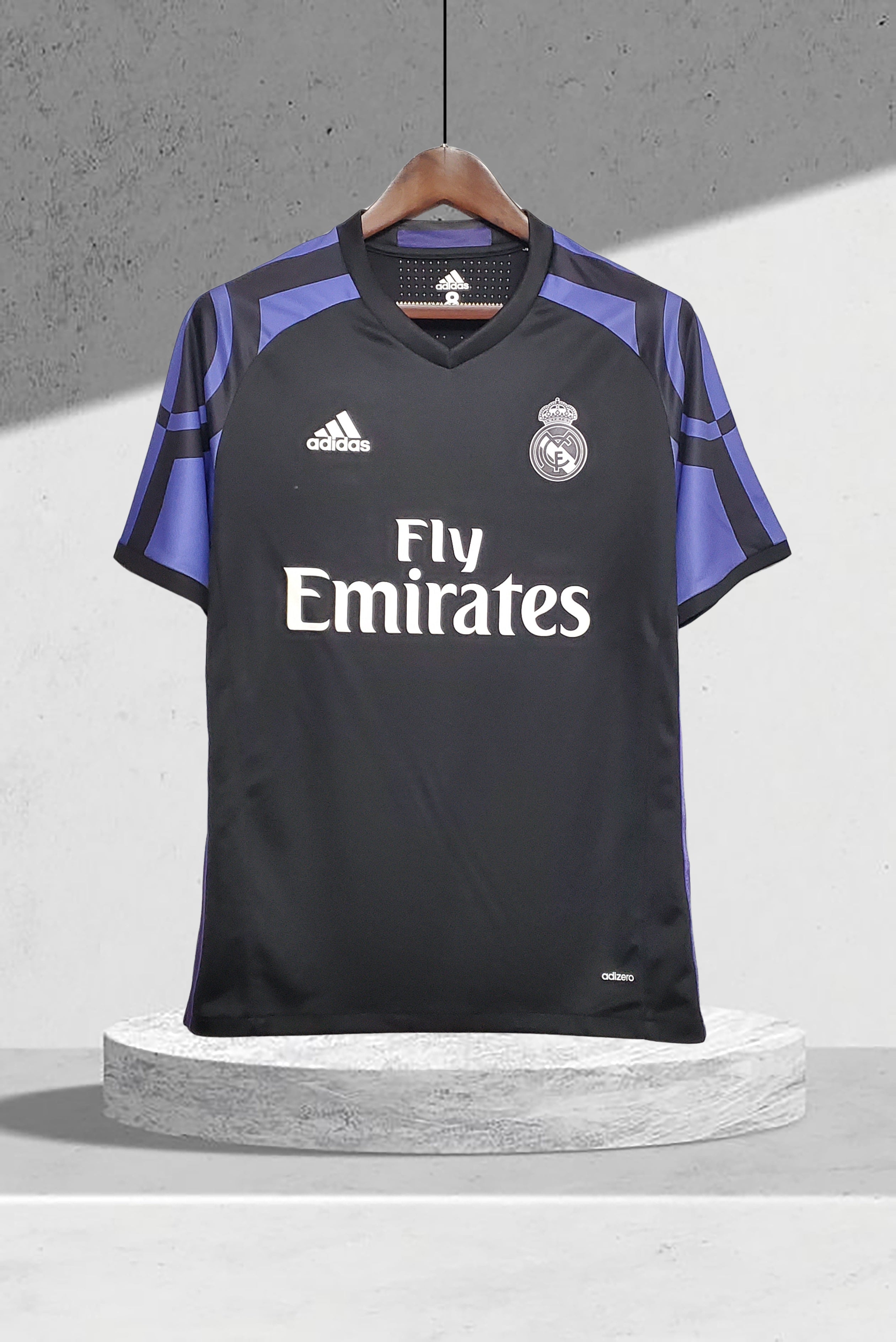 Real Madrid 2015–2016 Tredjedrakt