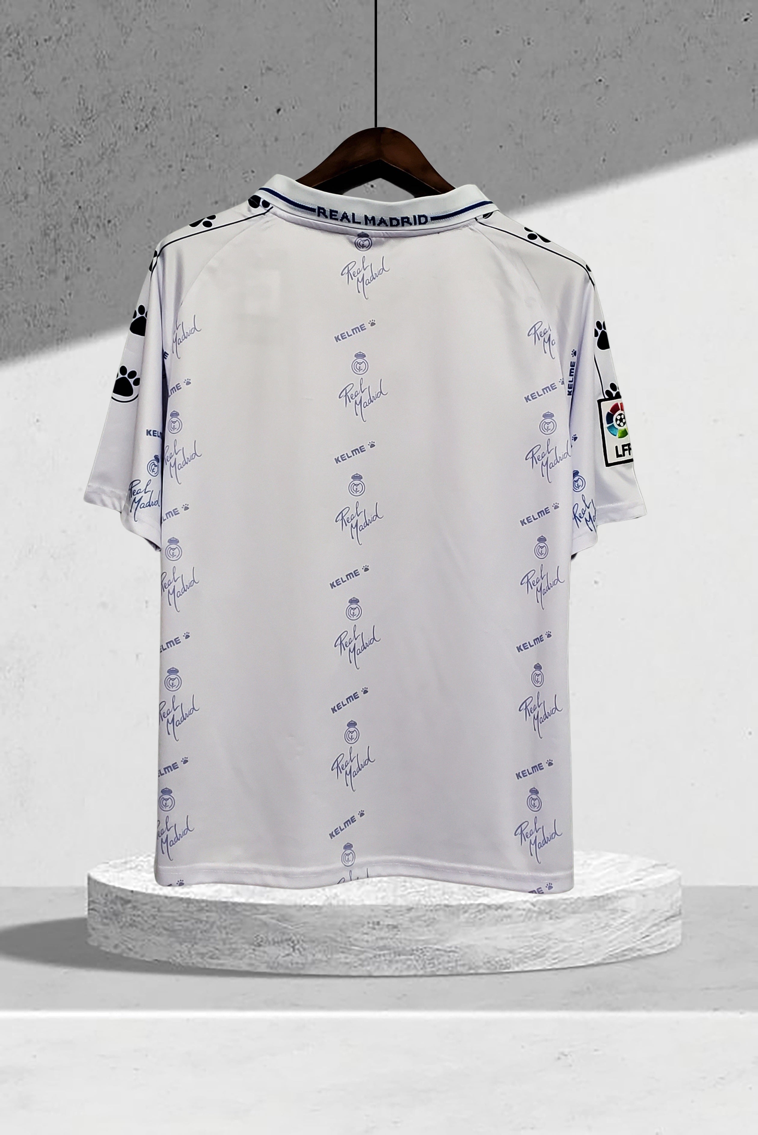 Real Madrid 1995–1996 Hjemmedrakt
