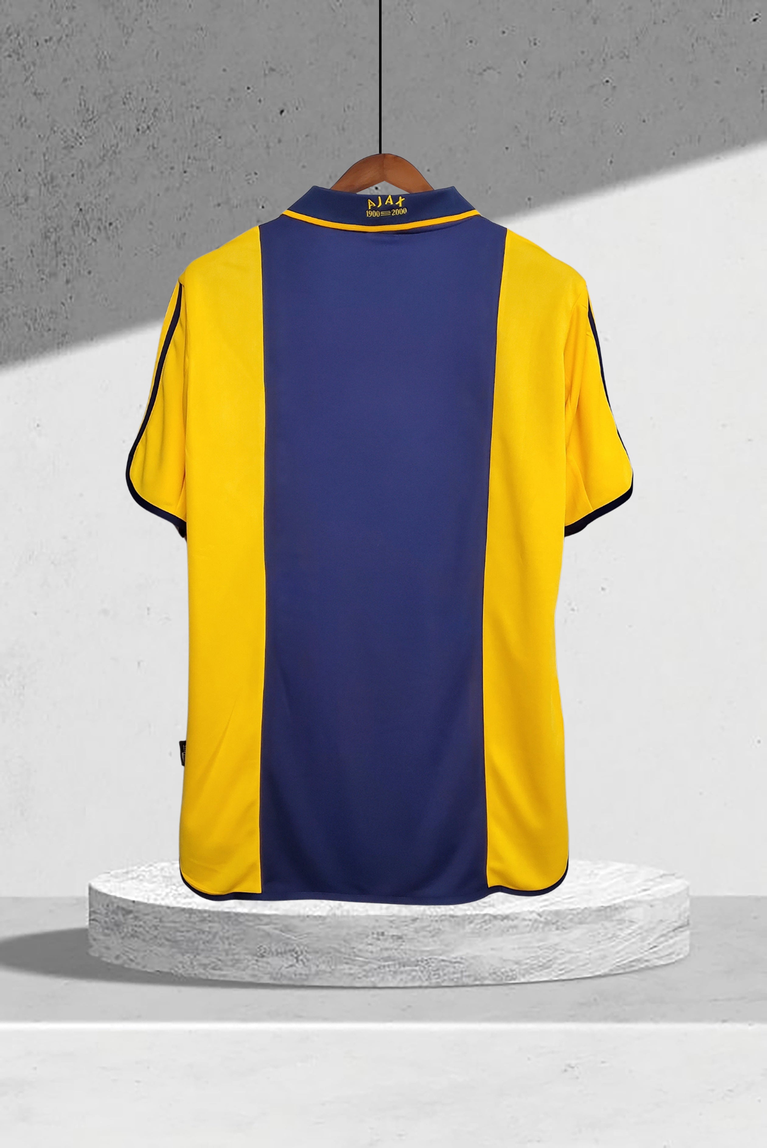 Ajax 2000–2001 Bortedrakt