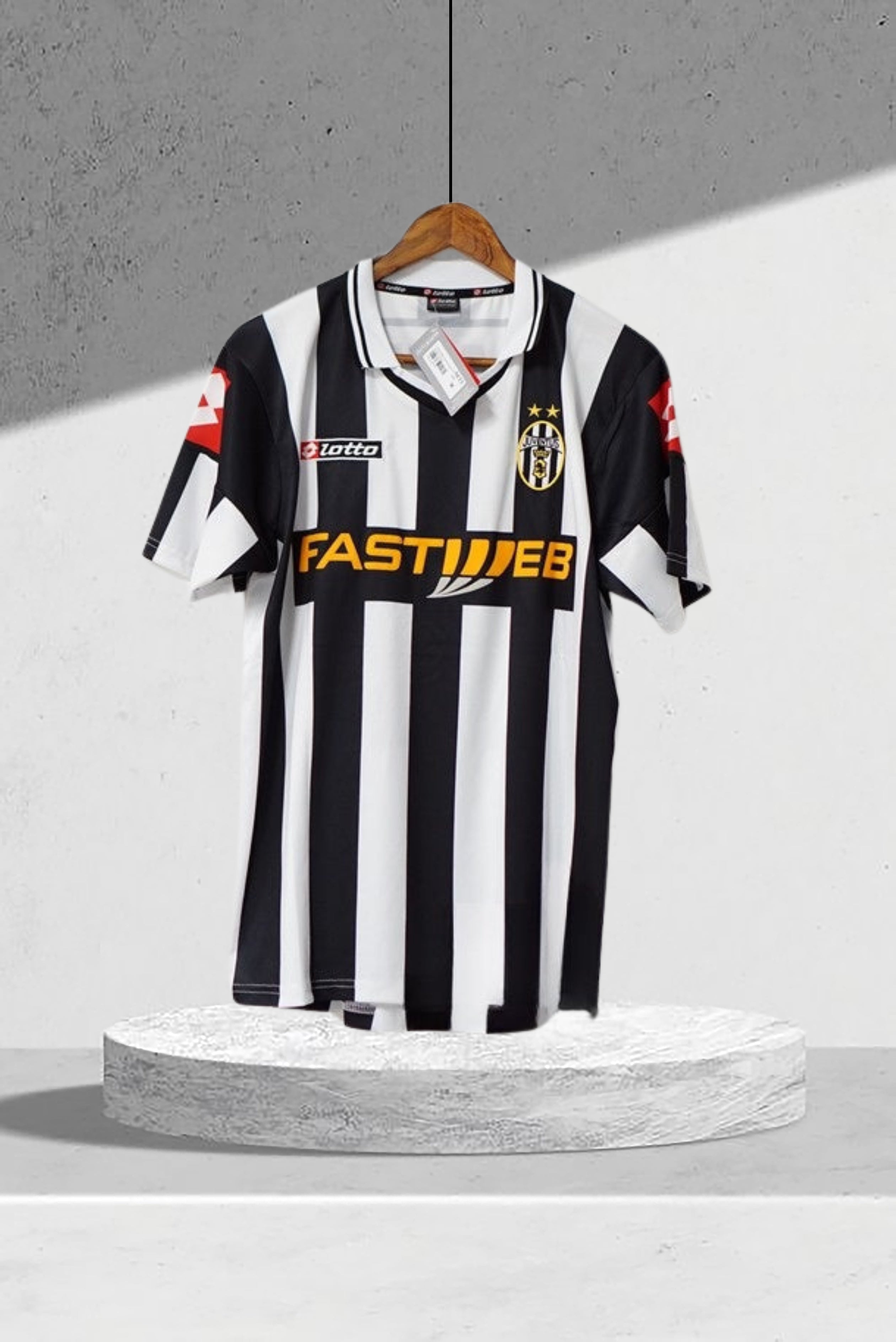 Juventus 2001–2002 Hjemmedrakt